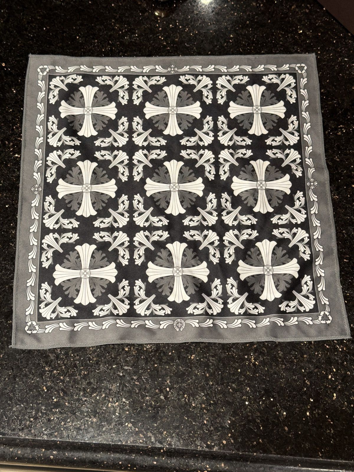 Chrome Hearts Chrome hearts bandana/pocketsquare/scarf/sunglasses wiper Size ONE SIZE - 1 Thumbnail