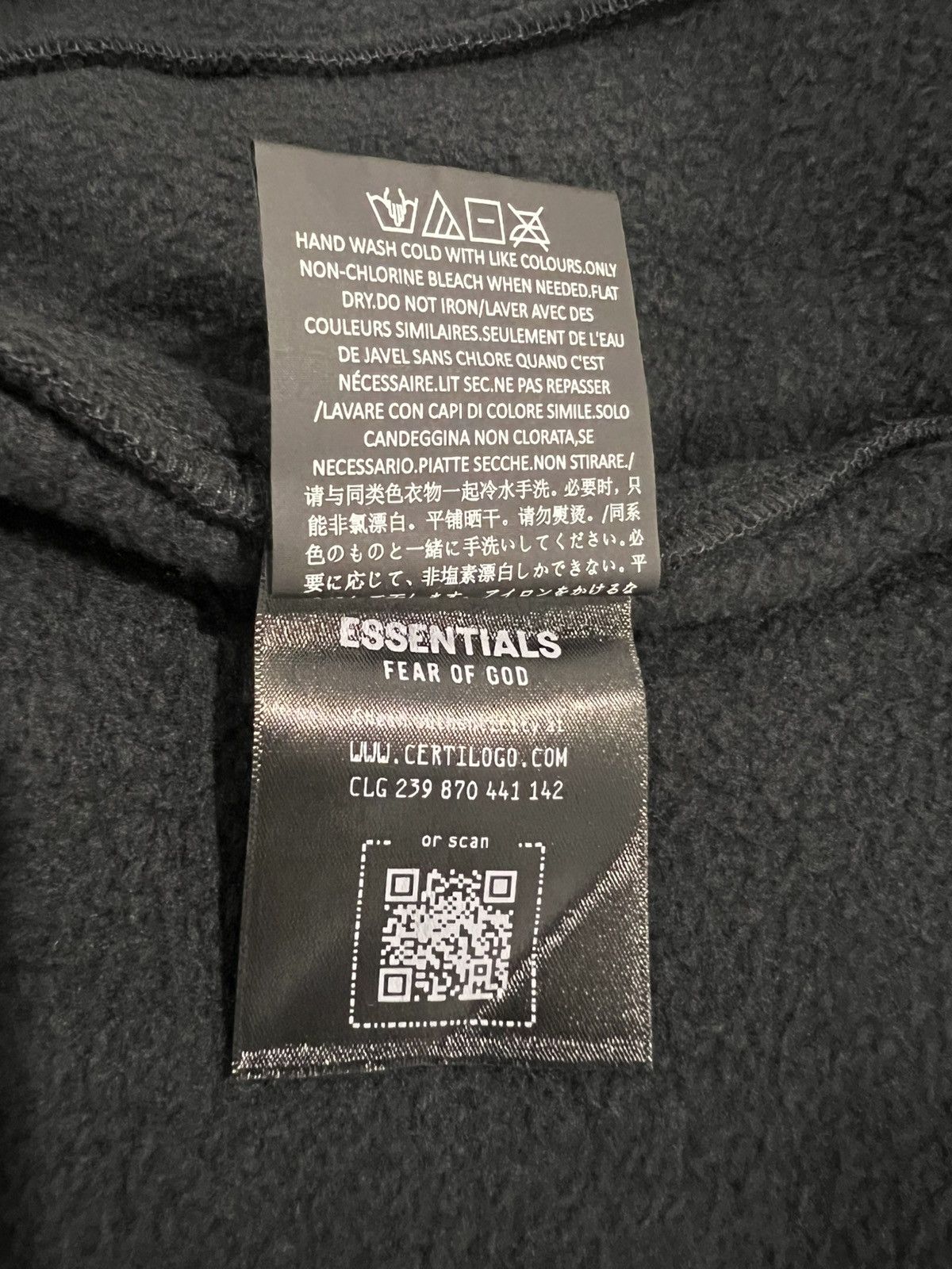 Essentials Fear of god essentials jet black classic sweatshorts Size L Size US 32 / EU 48 - 8 Thumbnail