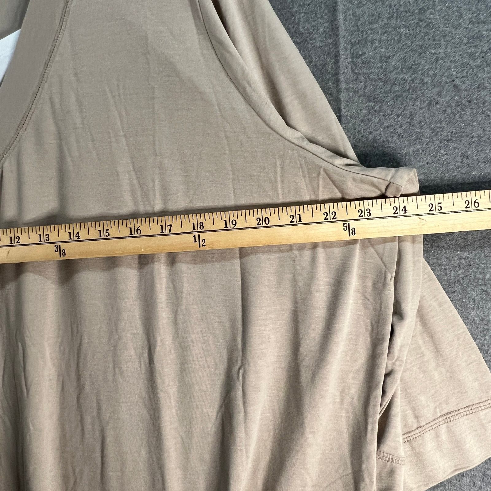 Isaac Mizrahi Isaac Mizrahi Live! Soho Top with 3/4 Sleeves Wheat, Size 3X Size 3XL / US 20-22 - 7 Thumbnail