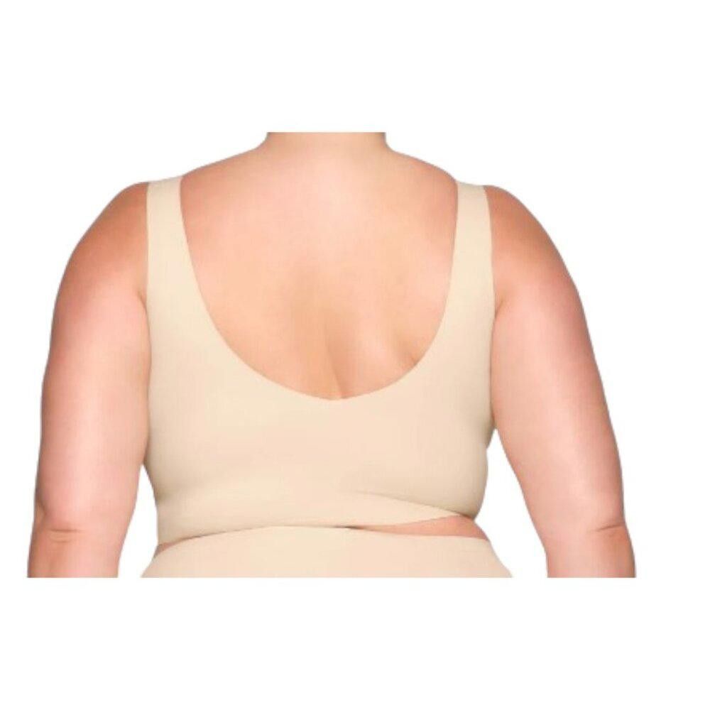 Designer SKB1706 Skims NWT Naked Plunge Longline Bralette Sand 4X Size ONE SIZE - 4 Thumbnail