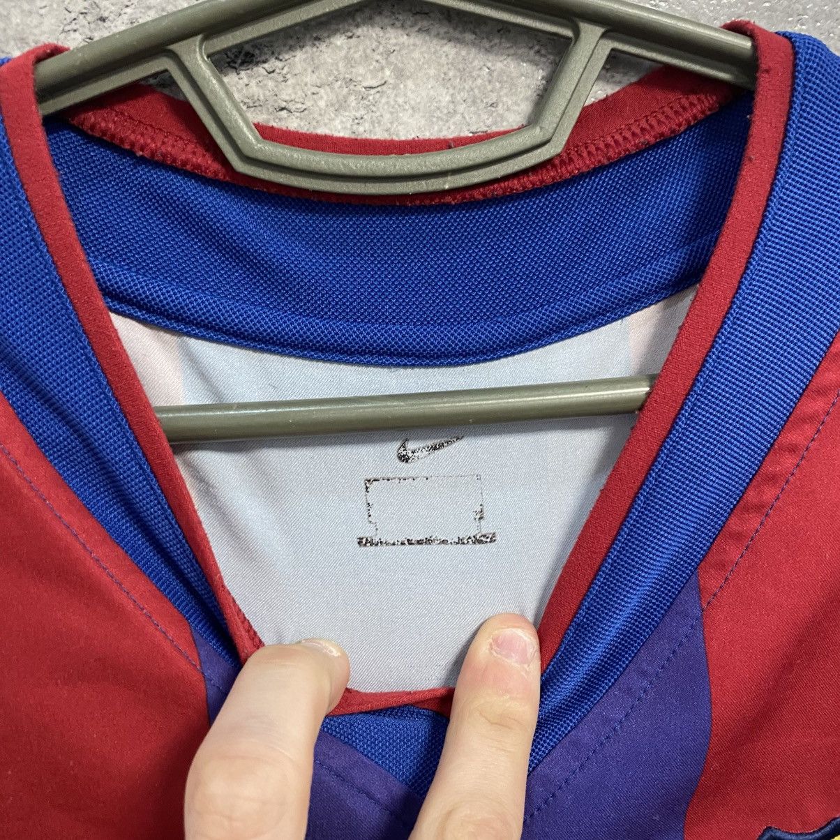 Nike Nike Barcelona Jersey Vintage Rare T-Shirt Soccer Club M Size US L / EU 52-54 / 3 - 5 Thumbnail