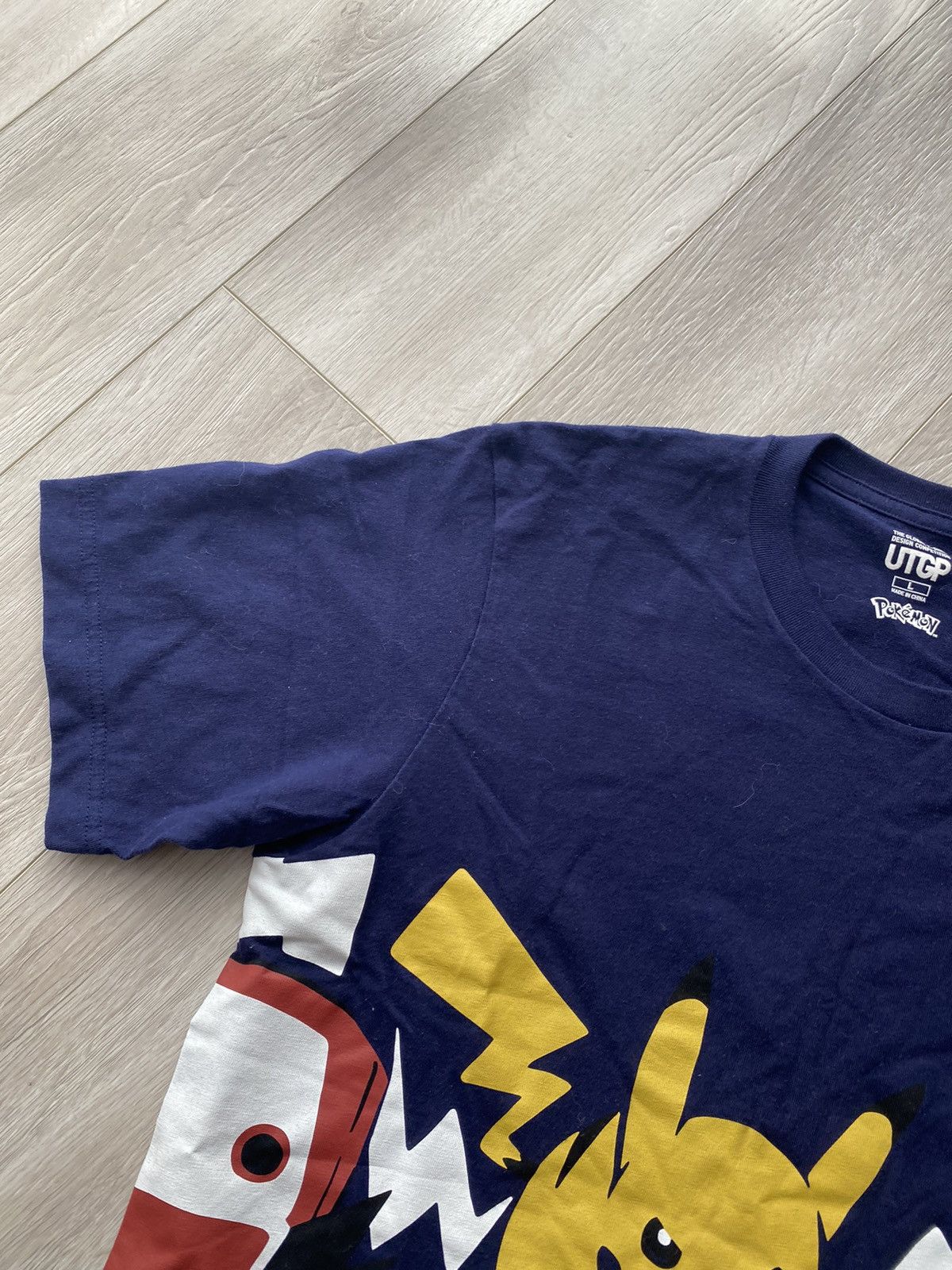 Japanese Brand × Pokemon × Uniqlo Pokémon Pikachu Black Tee Shirt Size Medium Size US L / EU 52-54 / 3 - 4 Thumbnail