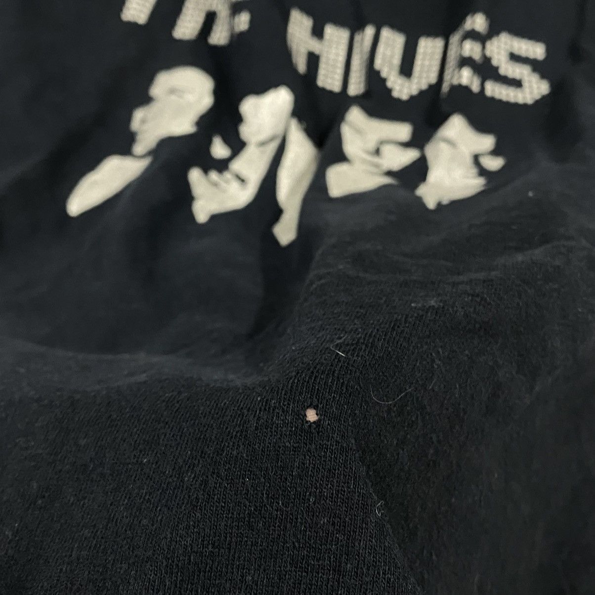 Band Tees × Fruit Of The Loom × Vintage Rock band the hives Size US M / EU 48-50 / 2 - 3 Thumbnail