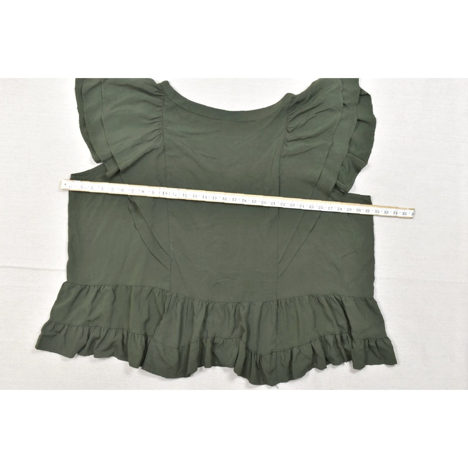 Torrid Torrid Blouse Women Plus Size 6 Olive Green Rayon Flutter Sleeve Peplum V-Neck Pullover Short Sleeve Casual Spring Summer Fall Size M / US 6-8 / IT 42-44 - 3 Thumbnail