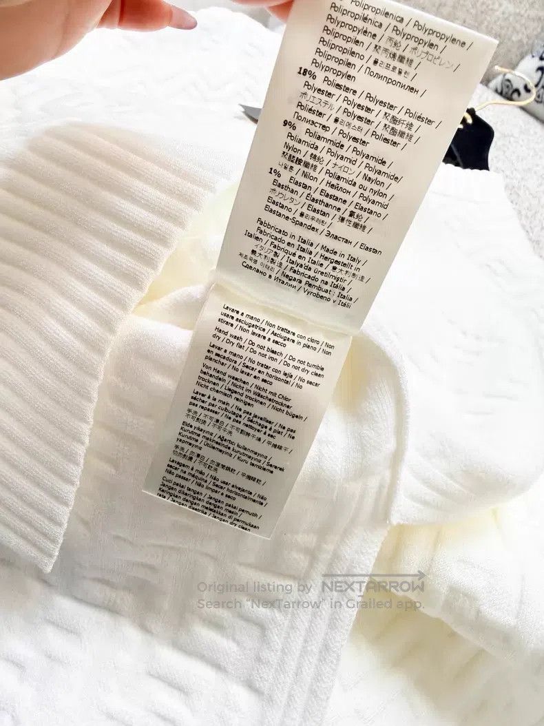 Fendi Fendi White Long Sleeve Sweatshirt with FF Logo Size XS / US 0-2 / IT 36-38 - 6 Thumbnail