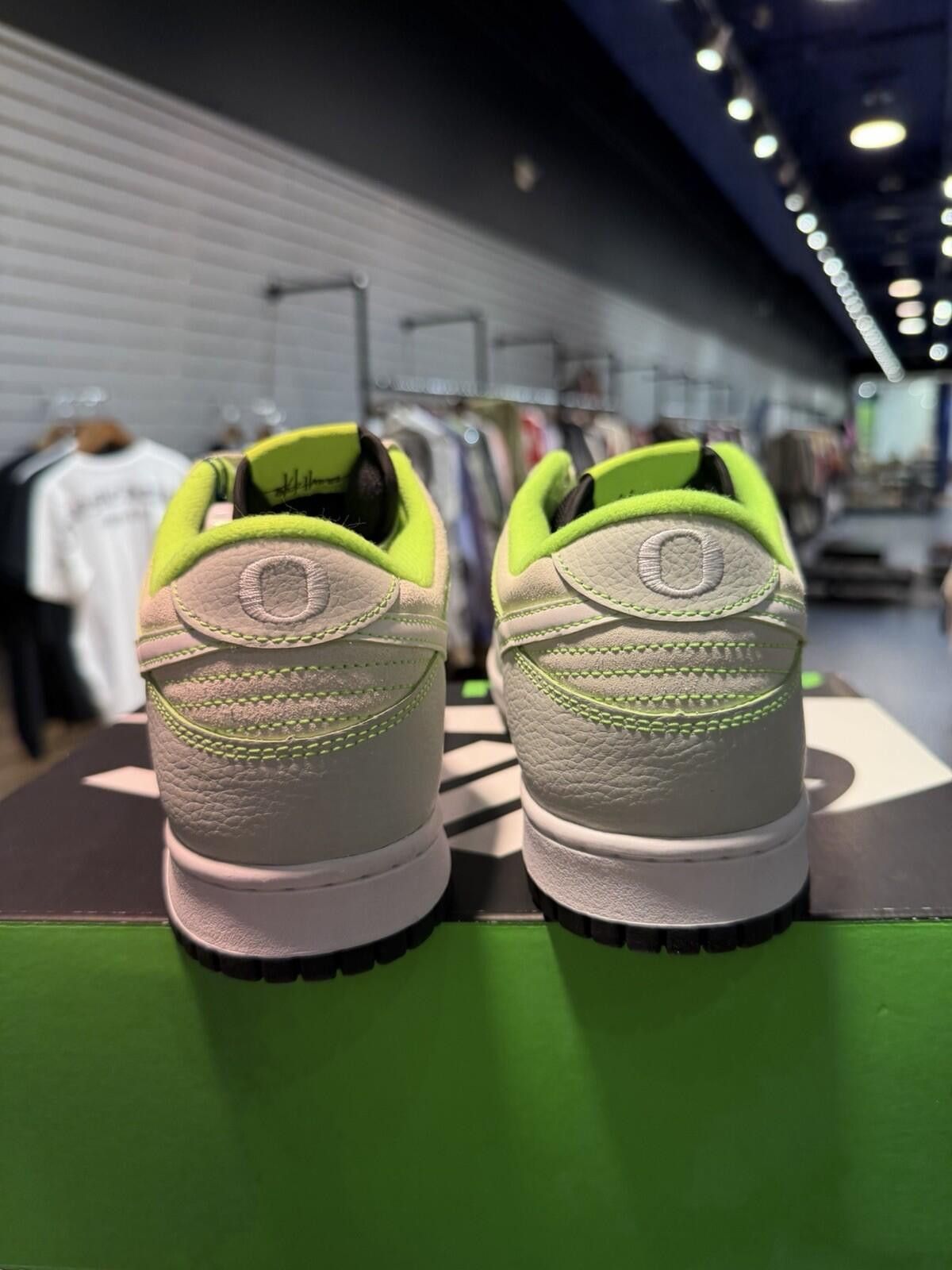 Nike Nike Dunk Low 'University of Oregon' Men's Size 9 Size US 9 / EU 42 - 8 Thumbnail