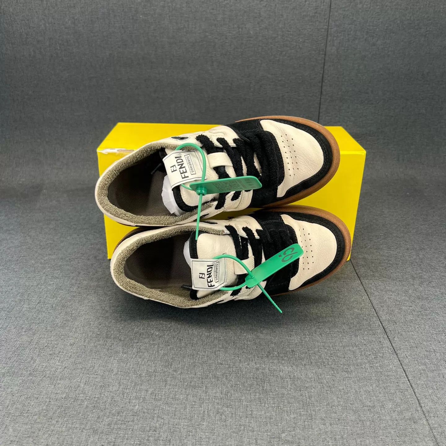 Fendi Fendi Match black and white size 37.5 like new Size US 7 / IT 37 - 6 Thumbnail