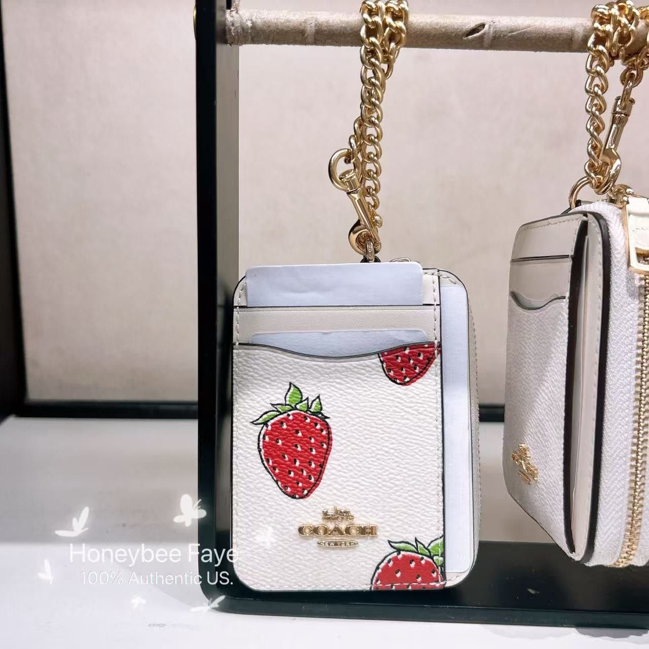 Coach Zip Card Case With Strawberry Print CAR32 Size ONE SIZE - 4 Thumbnail