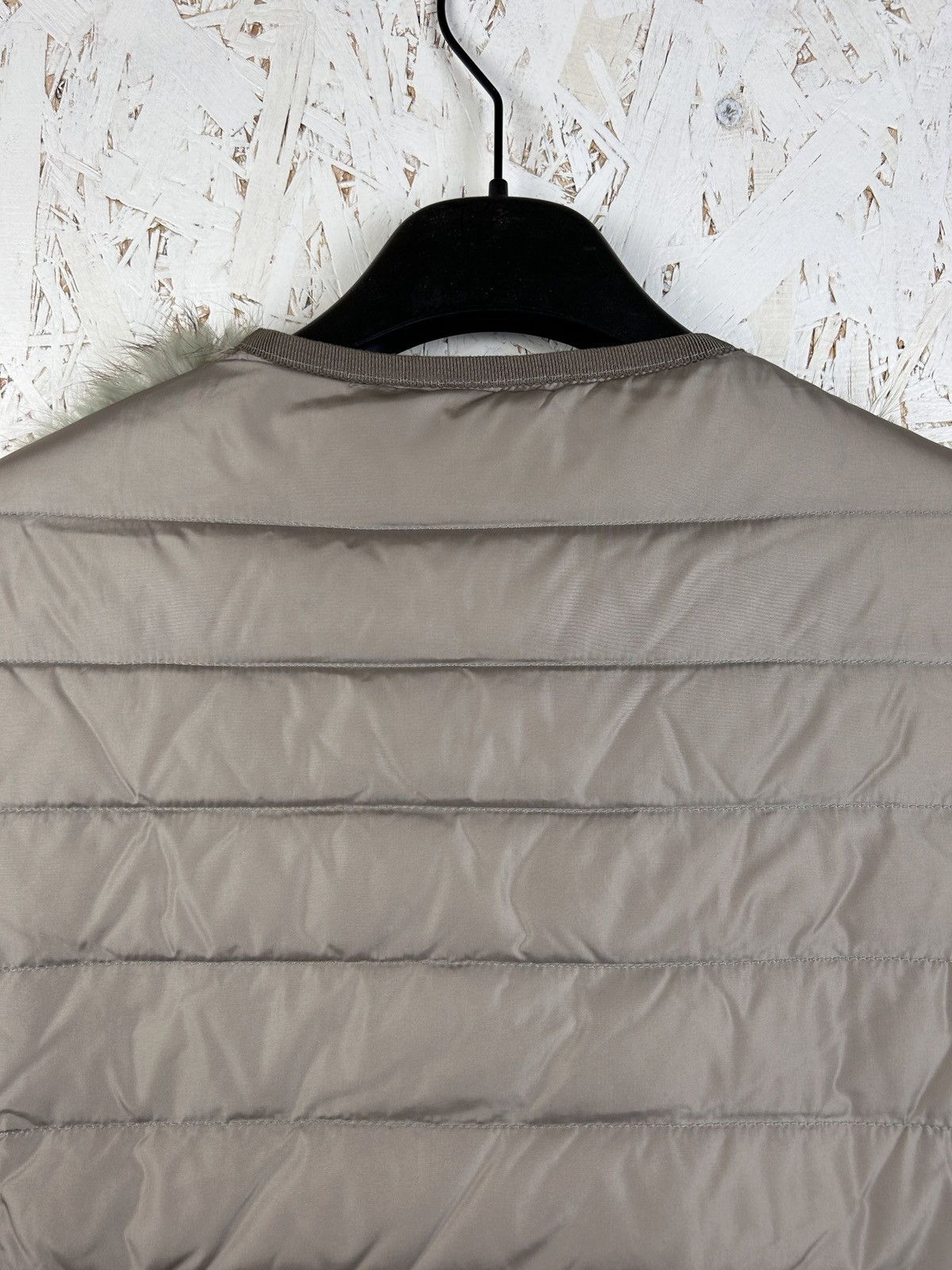 Moncler Moncler Carene Giubbotto Fur Down Light Puffer Jacket Size S / US 4 / IT 40 - 9 Thumbnail