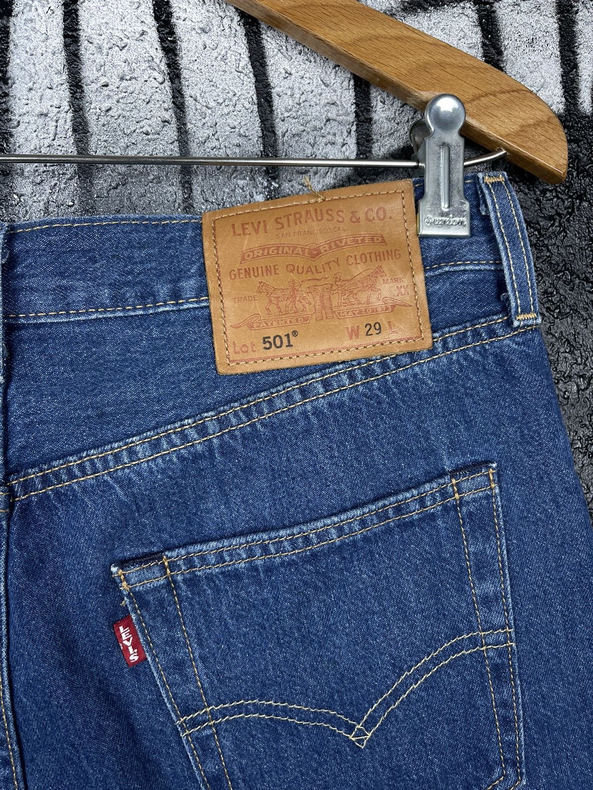 Levi's Levi’s Premium Lot 501 Jeans Shorts Men’s Size W29 Size US 29 - 10 Thumbnail