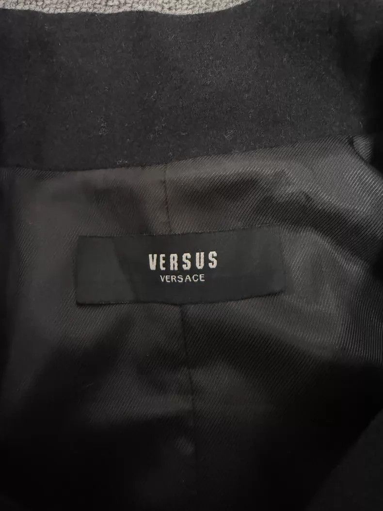 Versace Versace Black long coat Size M / US 6-8 / IT 42-44 - 3 Thumbnail
