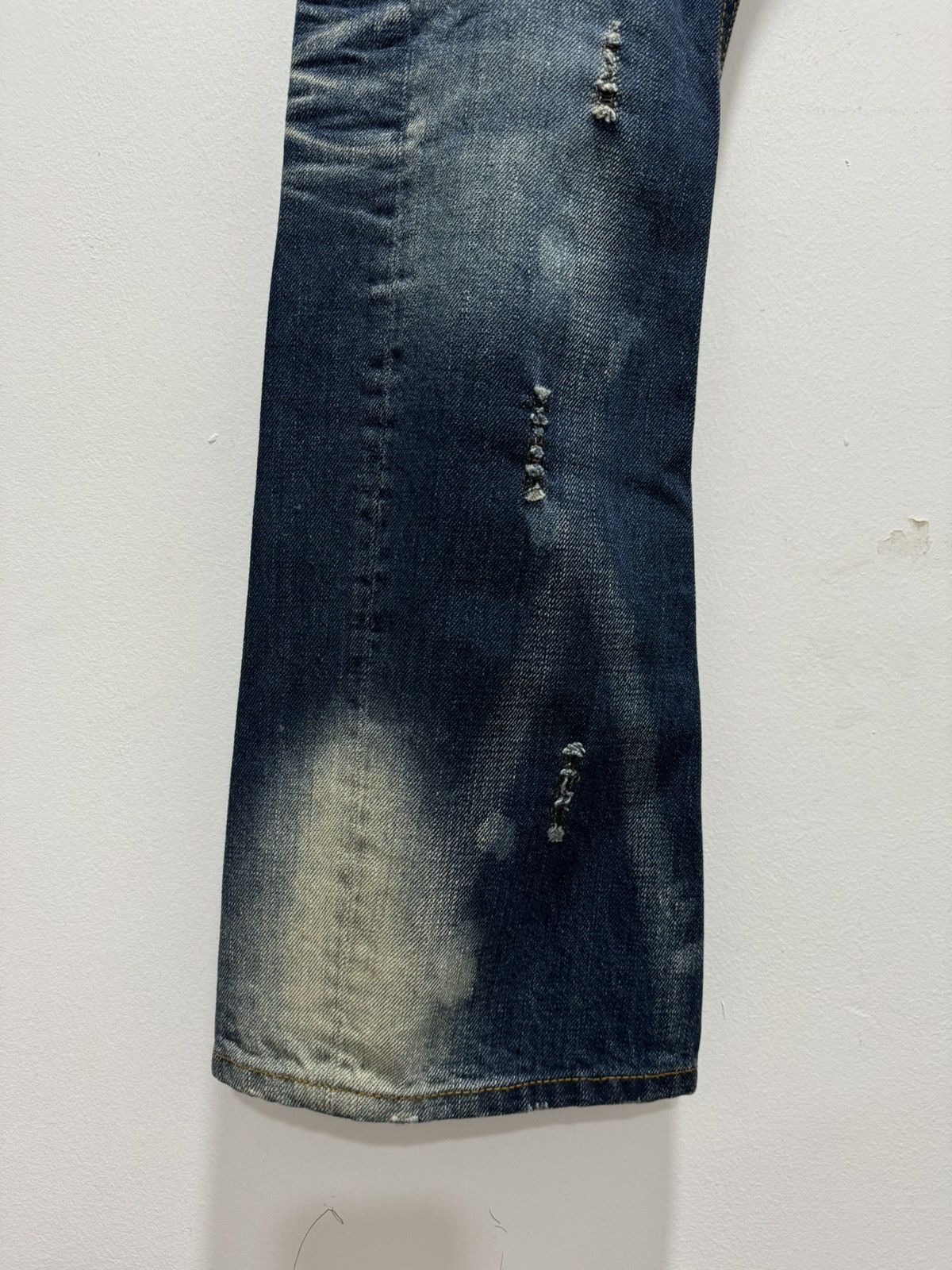 Japanese Brand JAPANESE DESIGN RIPPED WHISKERS FLARED LEG DISTRESSED JEANS Size US 29 - 8 Thumbnail