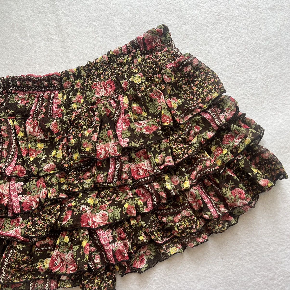 Japanese Brand Dosch Mini Flower Skirt Size 24" / US 00 / IT 34 - 2 Thumbnail
