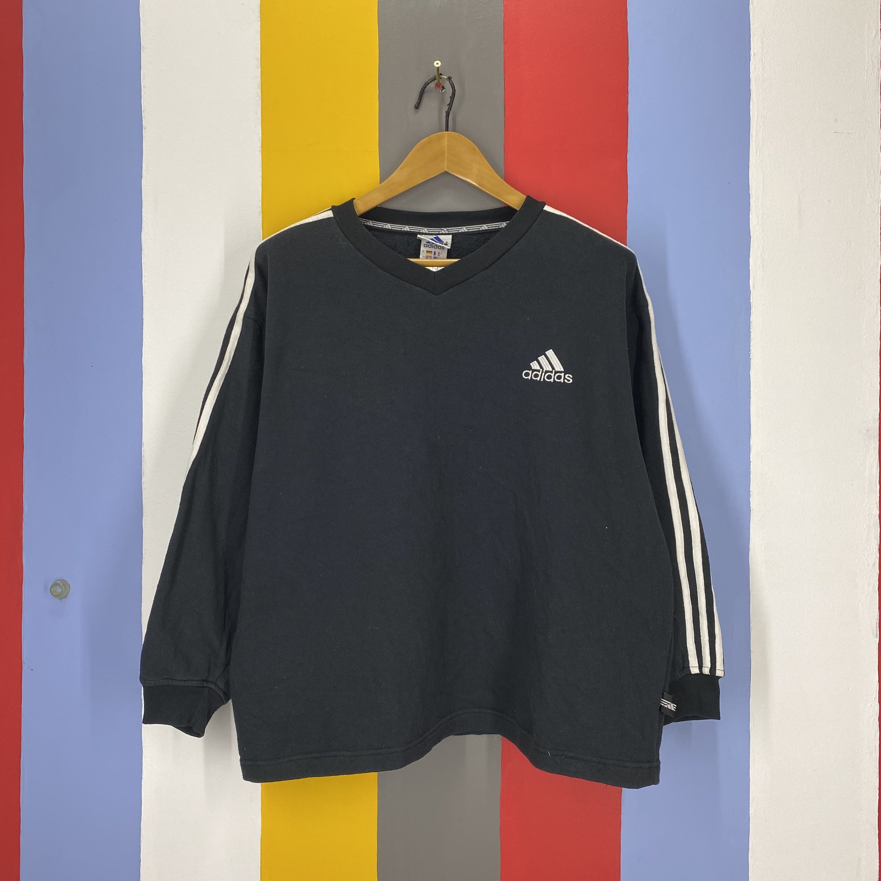 Adidas Vintage ADIDAS THREE STRIPE V Neck Sweatshirt #1889/09 Size US M / EU 48-50 / 2 - 1 Thumbnail