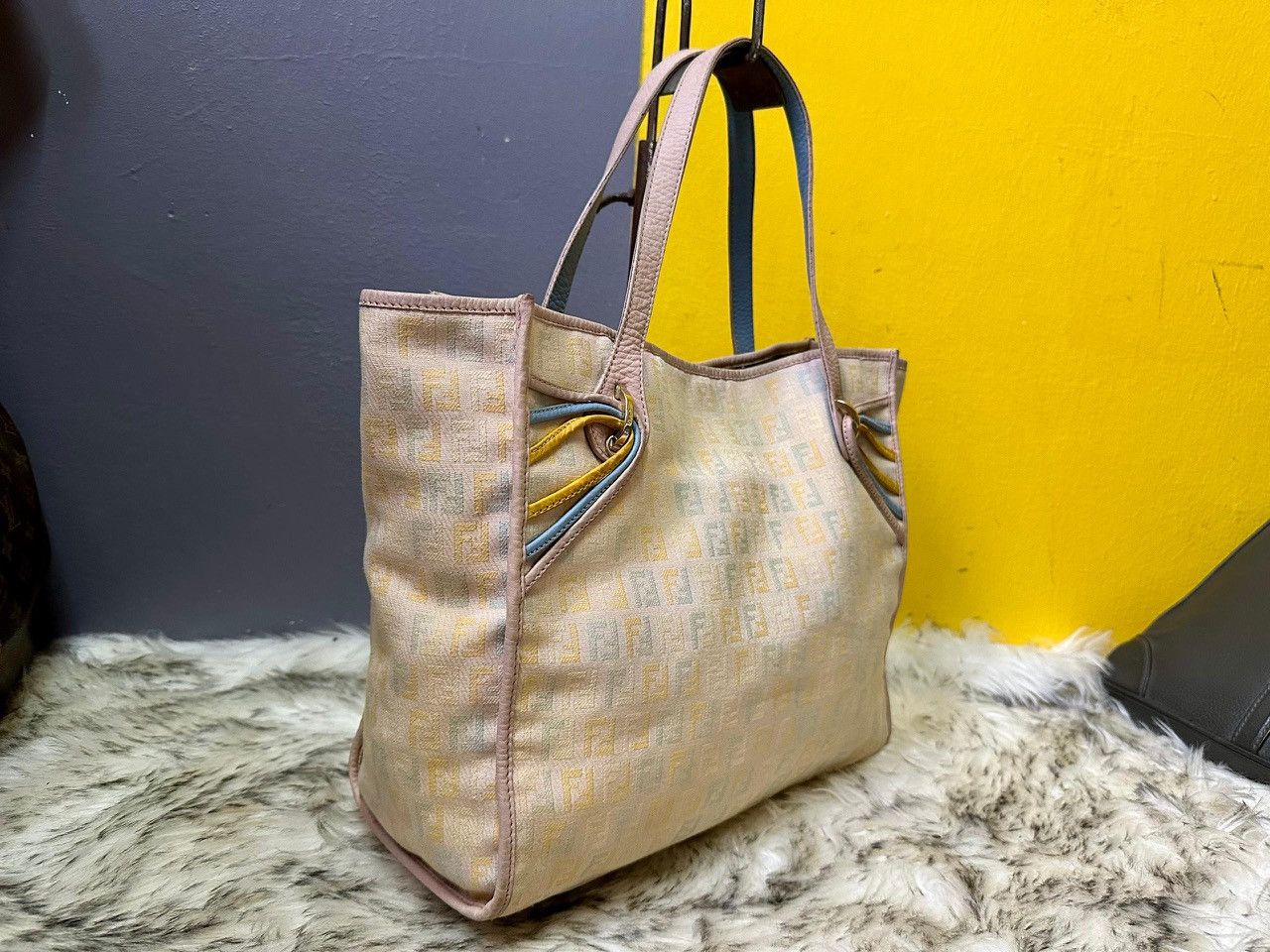 Fendi Authentic Fendi Zucchino Vitello Multicolour Tote Bag Size ONE SIZE - 2 Thumbnail