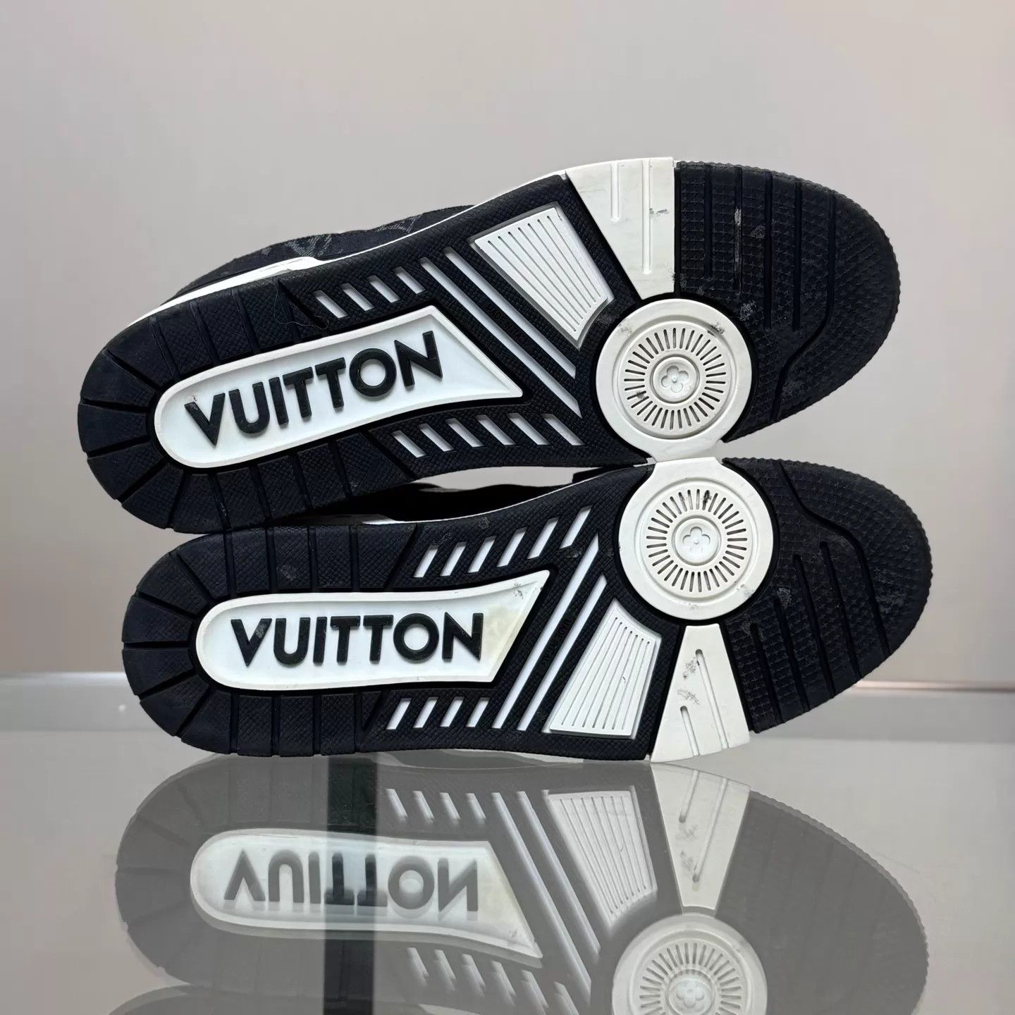 Louis Vuitton LV 24 Black & White Denim Men's 41/7 Size US 8 / EU 41 - 7 Thumbnail