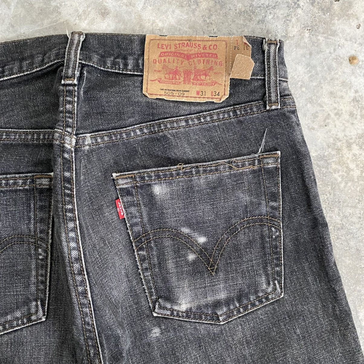Levi's Size 31x29.5 Vintage Levis 505 Faded Black Denim Jeans Size US 31 - 14 Thumbnail