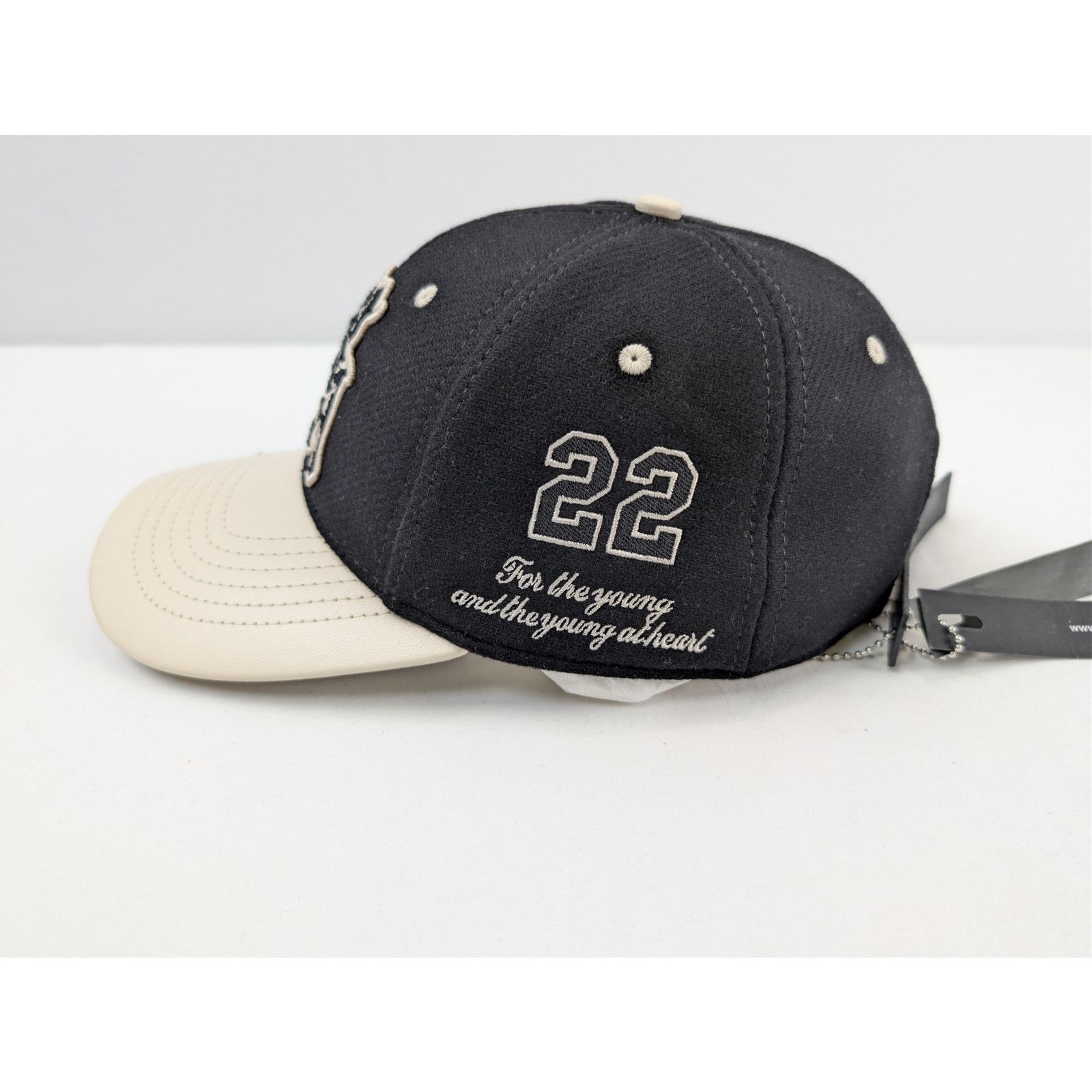 Amiri o1rshd1 Size: OS / Dream Team Two-Tone Cap / Hat in Black Size ONE SIZE - 5 Thumbnail