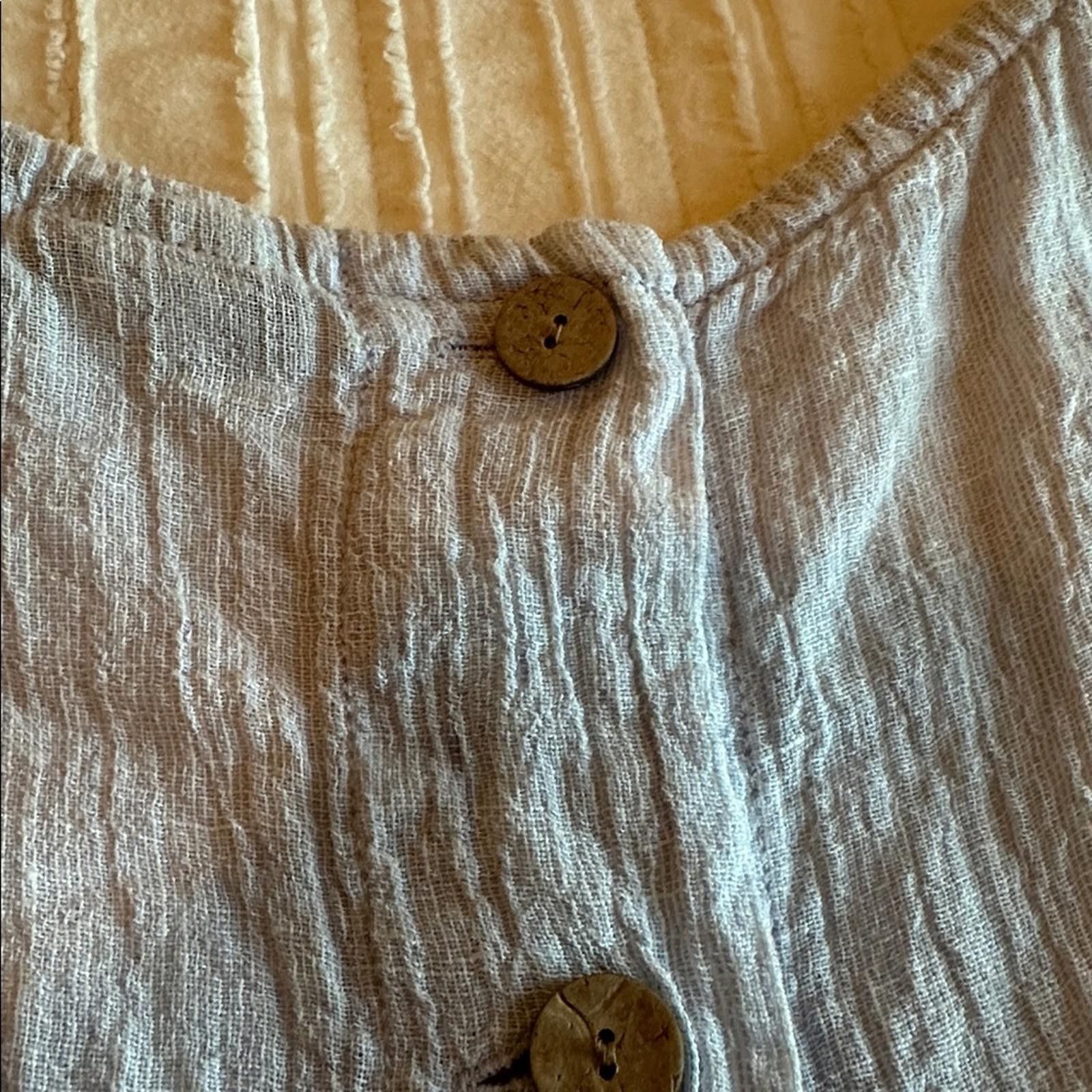 Elie Tahari Tahari Medium 100% Linen Medium Boxy Top EUC Coastal Size M / US 6-8 / IT 42-44 - 4 Thumbnail