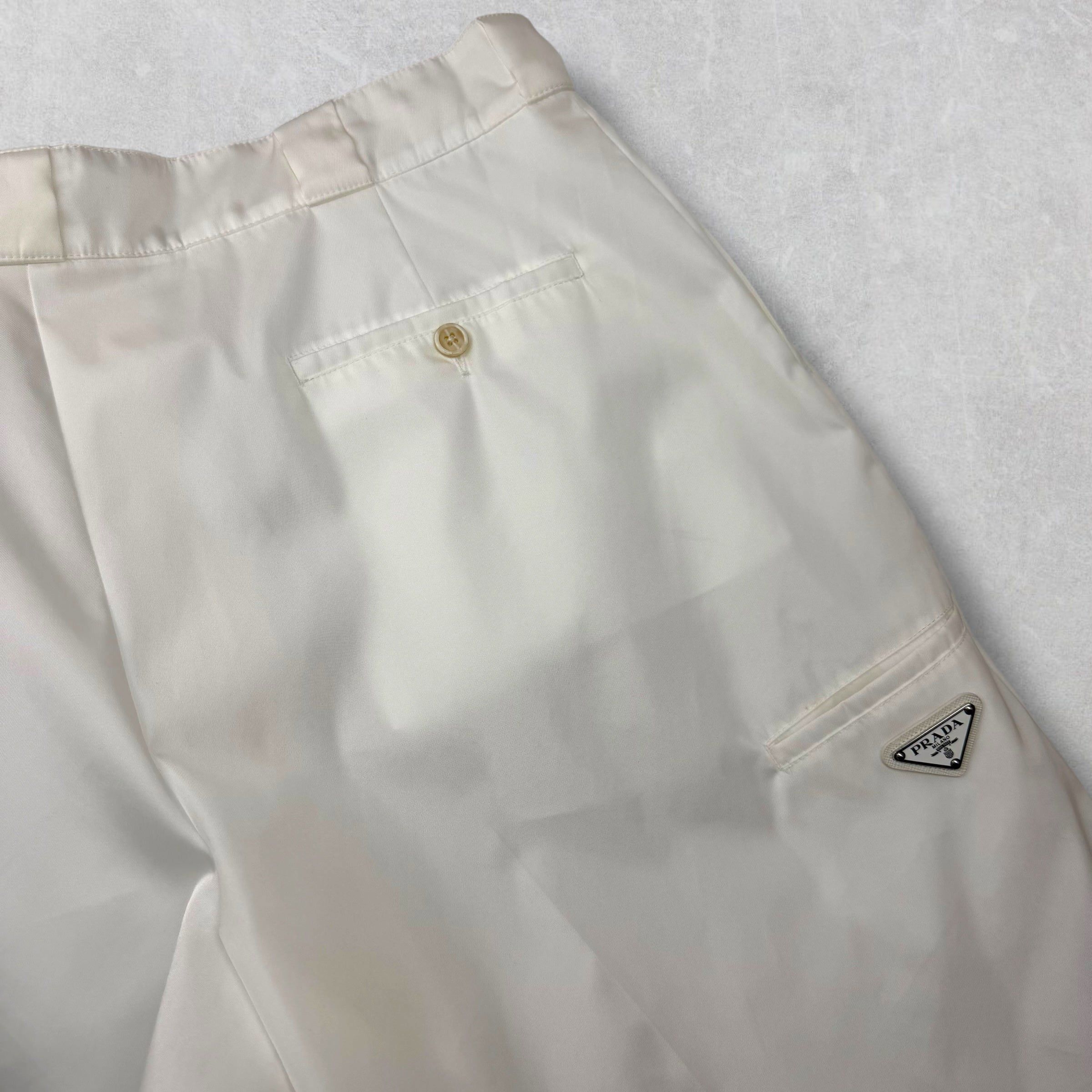 Prada Prada Re-Nylon Bermuda White Shorts 52 (36) Size US 36 / EU 52 - 3 Thumbnail