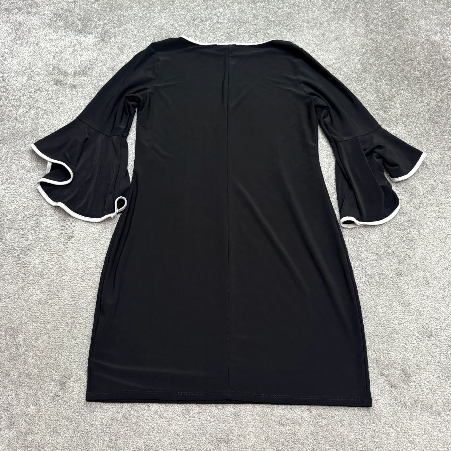 Neiman Marcus VINTAGE Neiman Marcus Bell Sleeve Shift Dress Womens 10 Black White Trim Knee Length USA Size L / US 10 / IT 46 - 2 Thumbnail