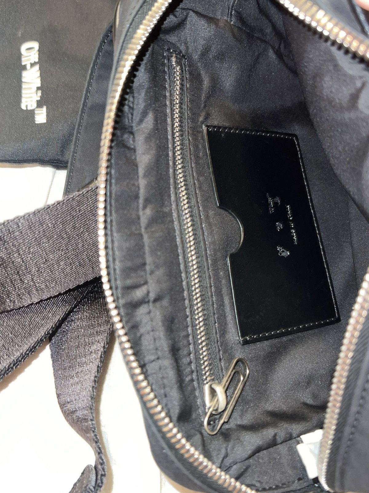 Off-White OFF-WHITE Arrow Plaque Nylon Bum Bag Black/Orange Size ONE SIZE - 6 Thumbnail