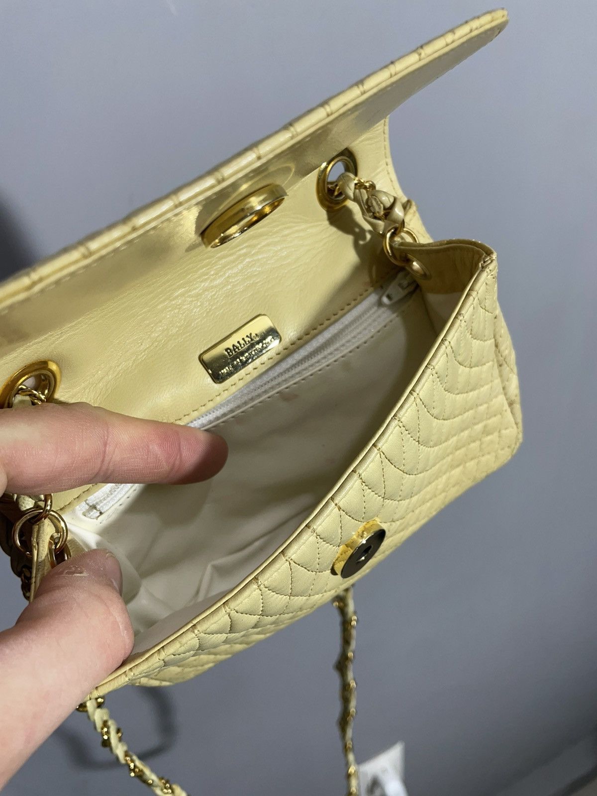 Bally × Designer × Vintage Vintage Bally Leather Mini Bag Size ONE SIZE - 10 Thumbnail