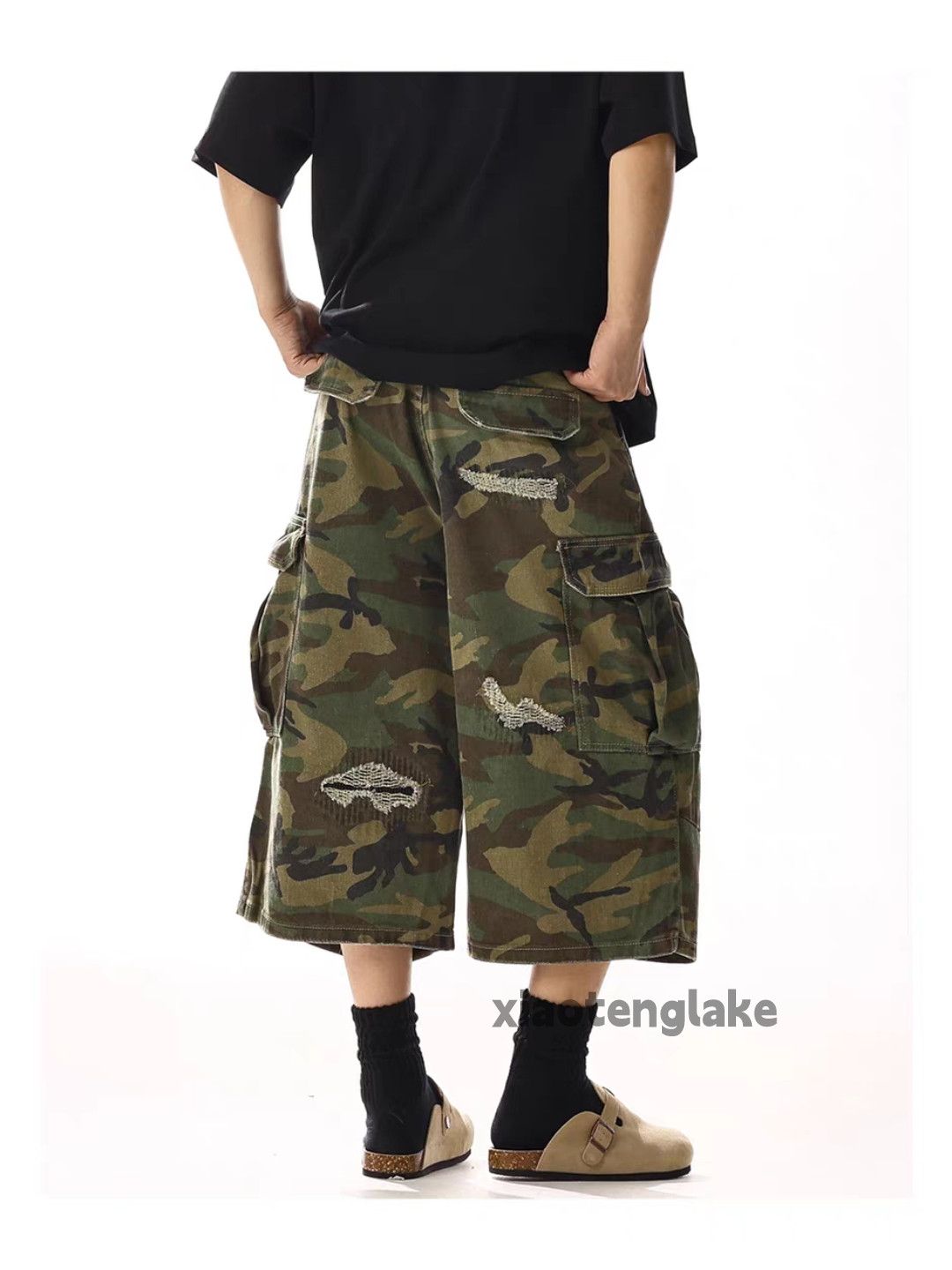 Unisex outdoor utility military ripped camo cargo shorts