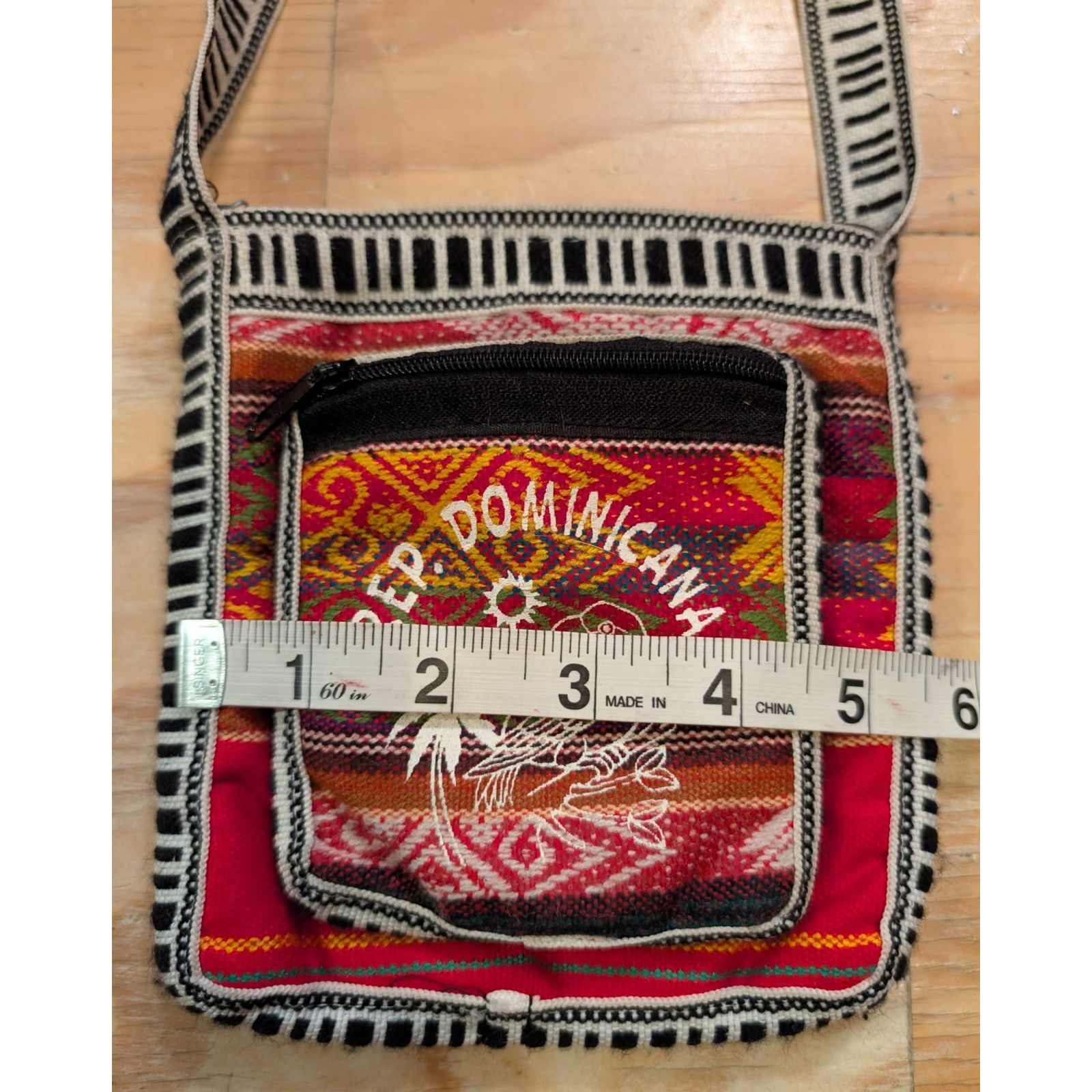 The Unbranded Brand Rep. Dominicana Crossbody Handbag Small 5" x 5.5" Zipper Bag Size ONE SIZE - 3 Thumbnail