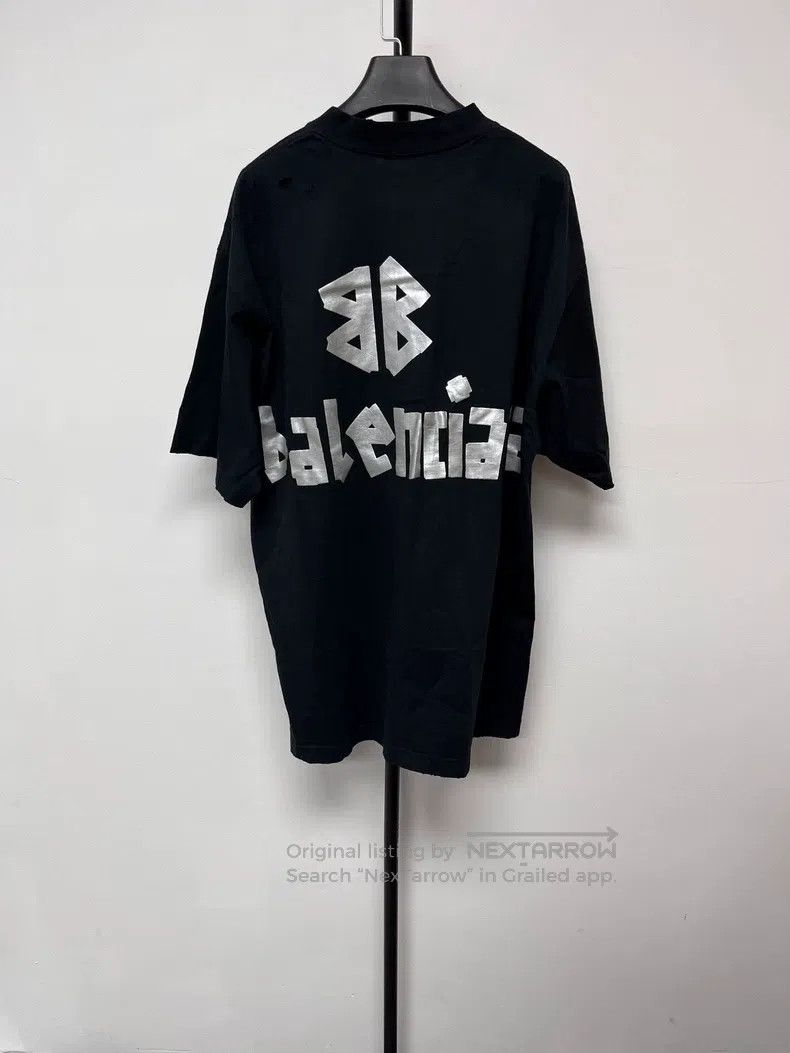 Balenciaga Balenciaga Letter print worn short sleeve round neck T-shi Size S / US 4 / IT 40 - 2 Thumbnail
