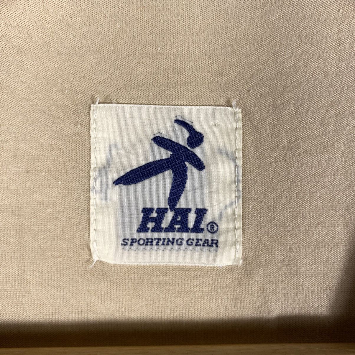 Hai Sporting Gear Vintage 90's HAI SPORTING GEAR Beige Blank Tee Shirt Size US M / EU 48-50 / 2 - 6 Thumbnail