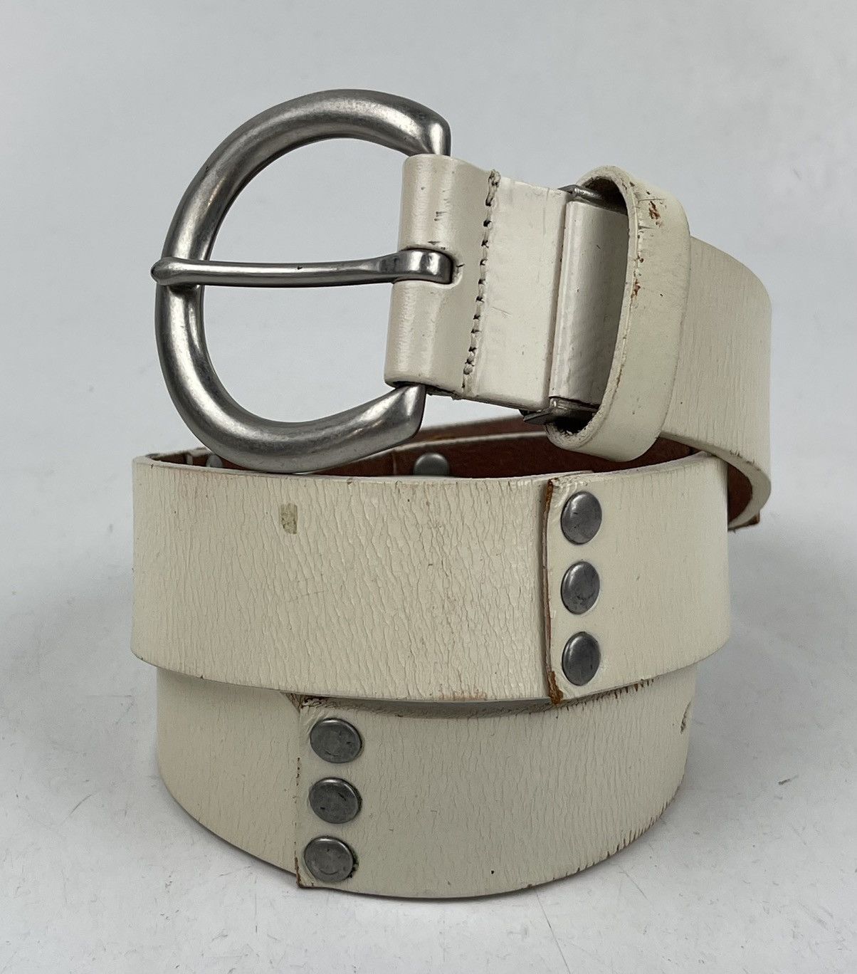 Japanese Brand studded leather belt tc39 Size 32 - 1 Thumbnail