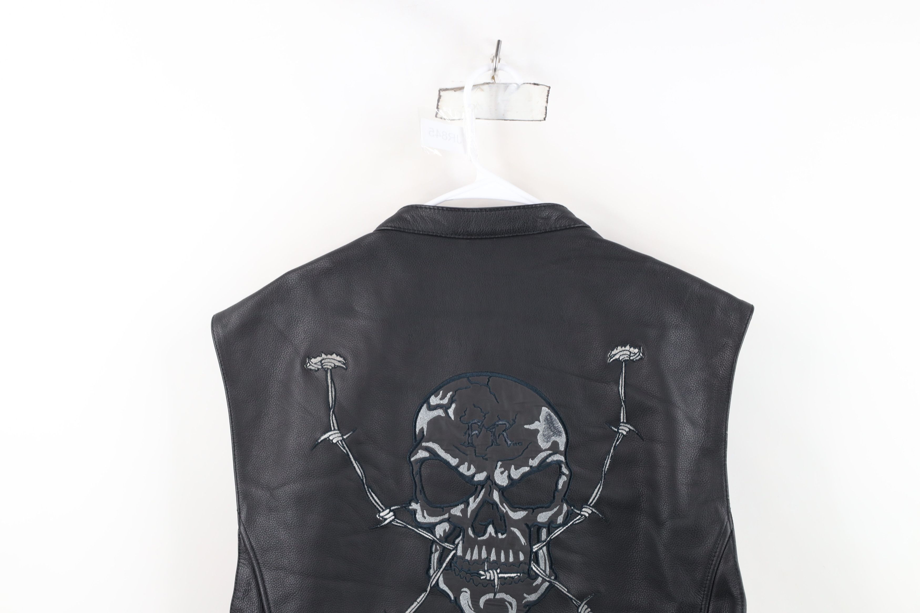 Vintage Vintage Streetwear Skull Leather Motorcycle Riding Vest Size US XXL / EU 58 / 5 - 14 Thumbnail