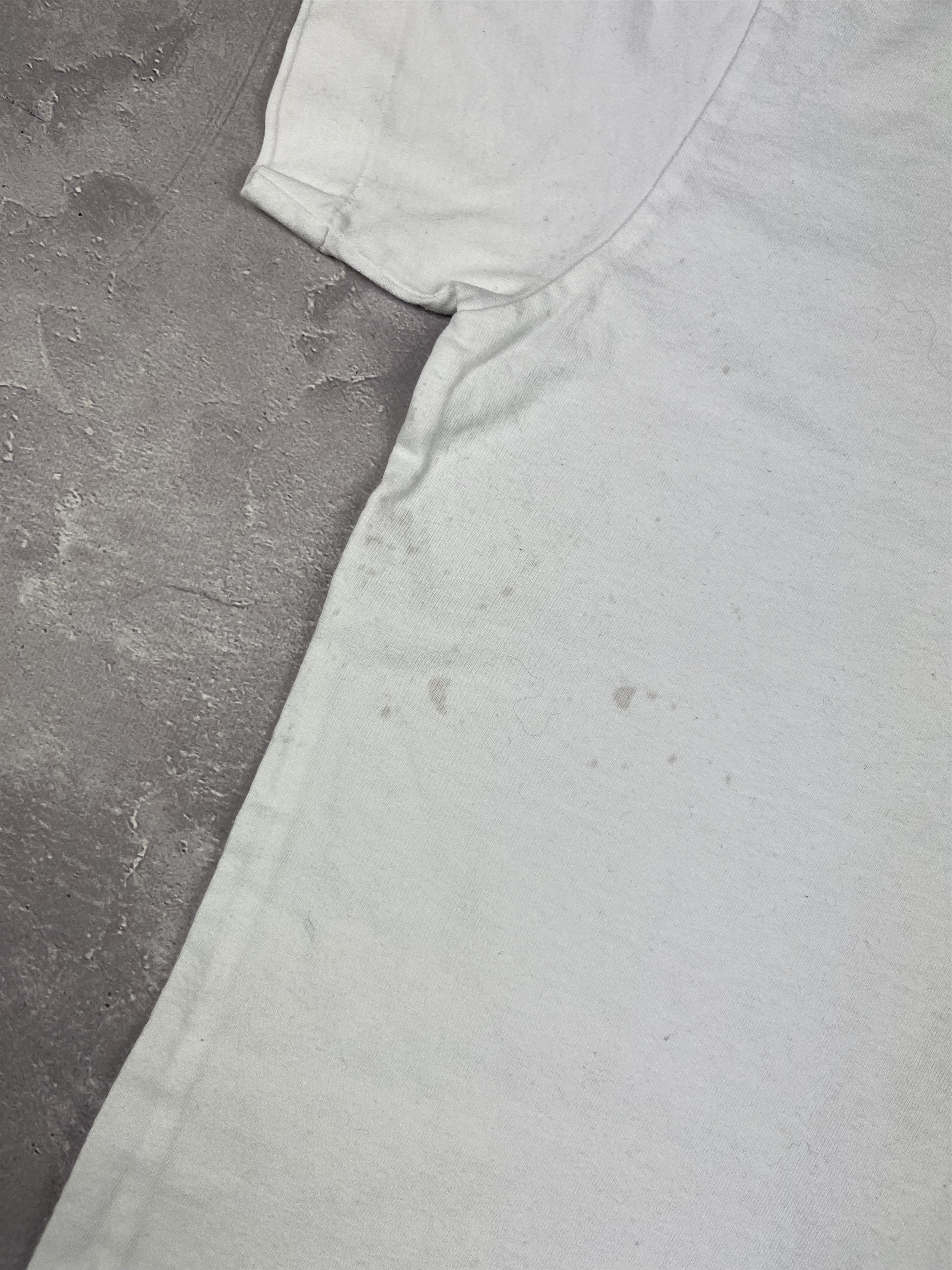 Comme des Garcons PLAY Comme Des Garcons Play T shirt White Top Short Sleeve Size L / US 10 / IT 46 - 4 Thumbnail