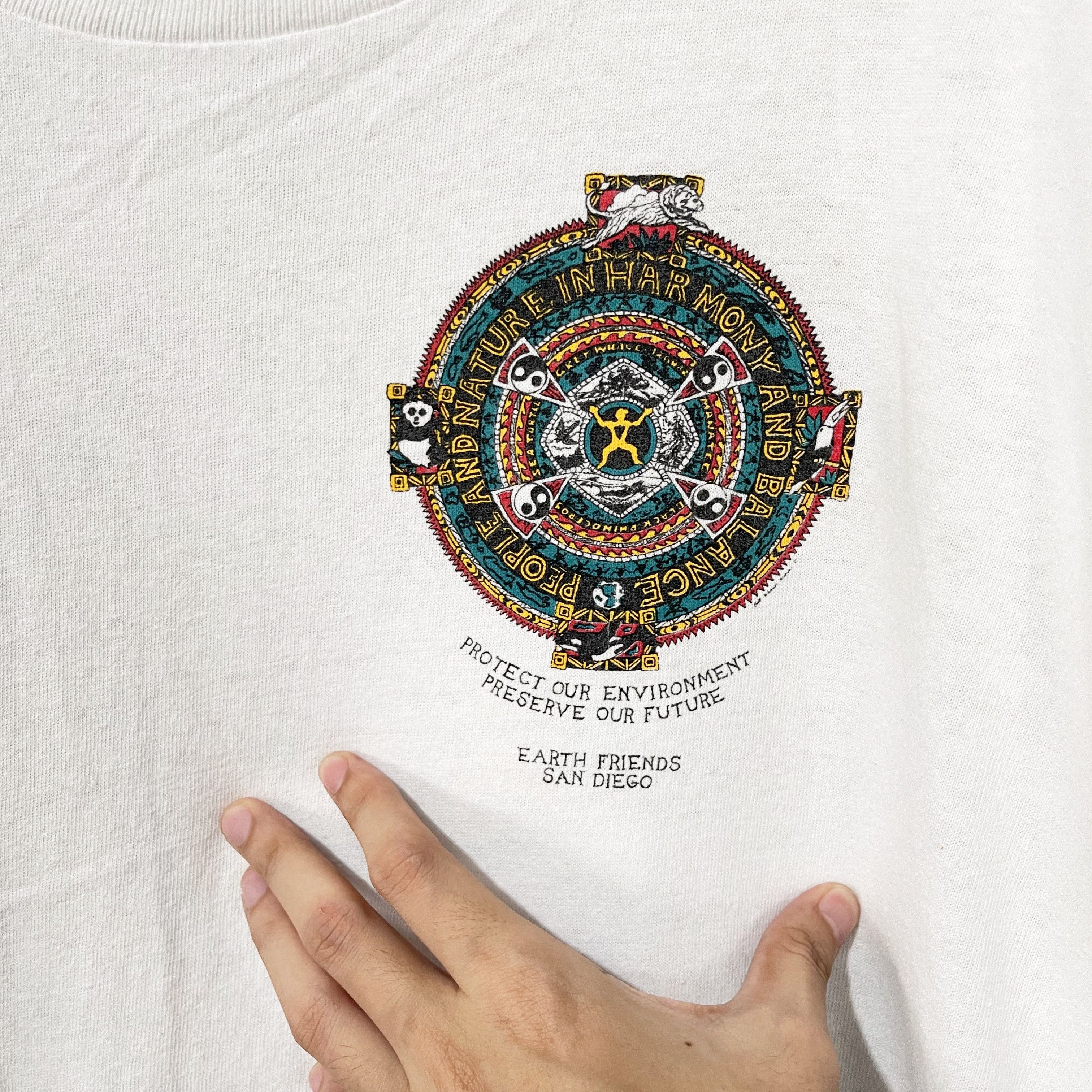 Vintage Vintage 90s Earth Friends San Diego T-Shirt Size US XL / EU 56 / 4 - 4 Thumbnail