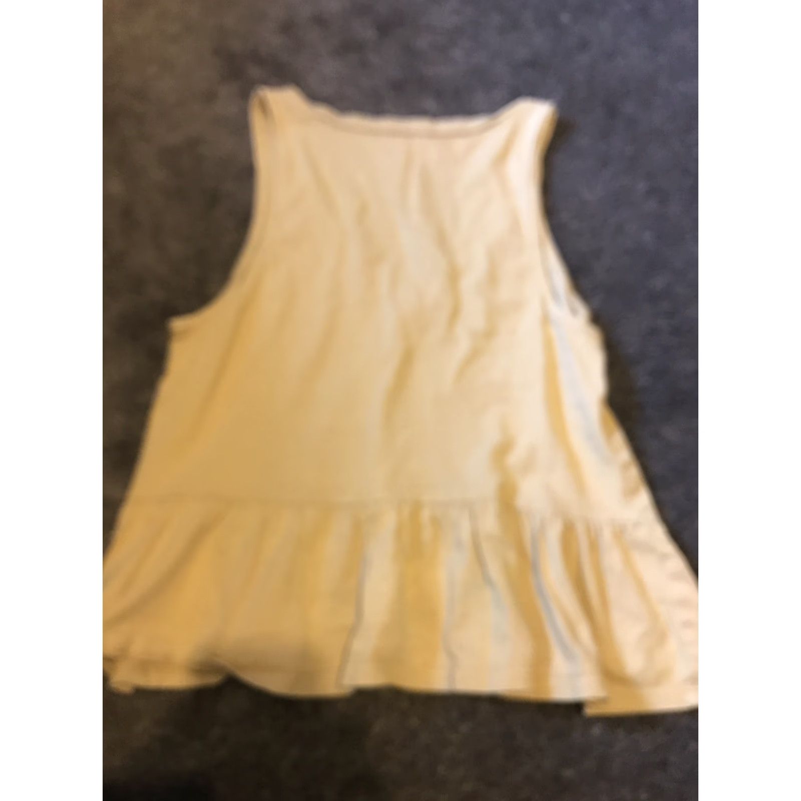 American Eagle Outfitters VINTAGE American Eagle Tank XS Women XS Yellow Tank Top Size XS / US 0-2 / IT 36-38 - 3 Thumbnail