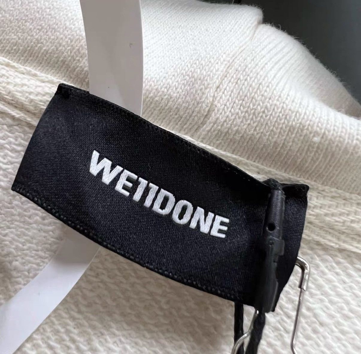WE11DONE WE11DONE Off-white Rubber Printed Barrage Logo Hoodie J41 Size US S / EU 44-46 / 1 - 4 Thumbnail