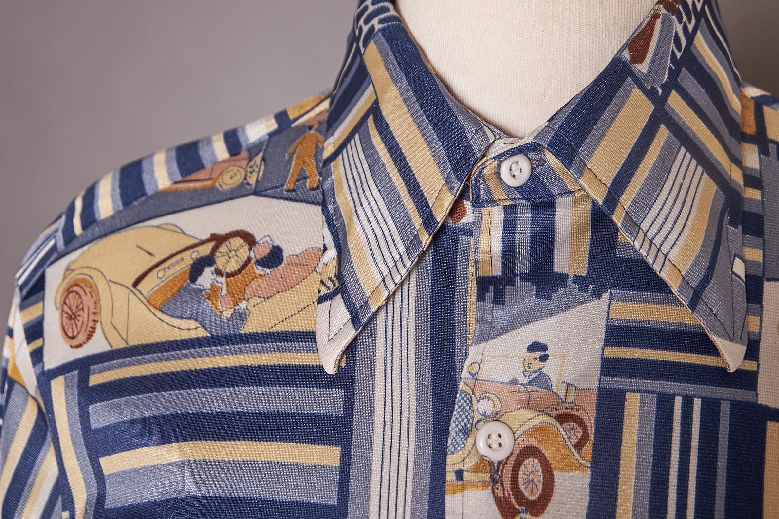 Brigade 1970s Novelty Car Print Butterfly Collar Button Up shirt Size US M / EU 48-50 / 2 - 5 Thumbnail
