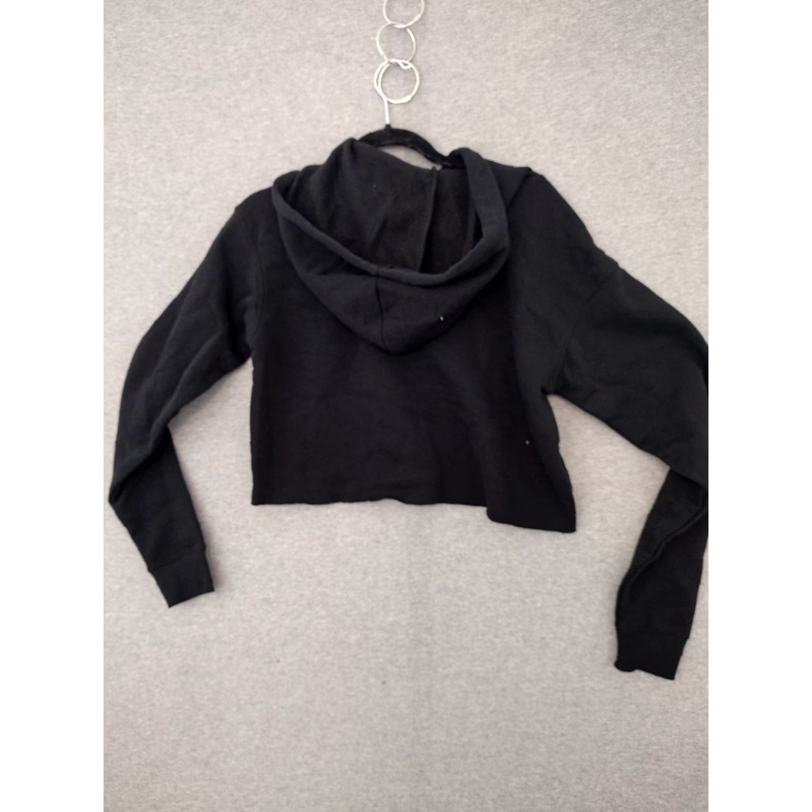 Vintage Wild Fable Cro p Hoodie Women s XS Black Cotton Polyester Hooded Pullover Activewear Winter 90s? Size XS / US 0-2 / IT 36-38 - 2 Thumbnail