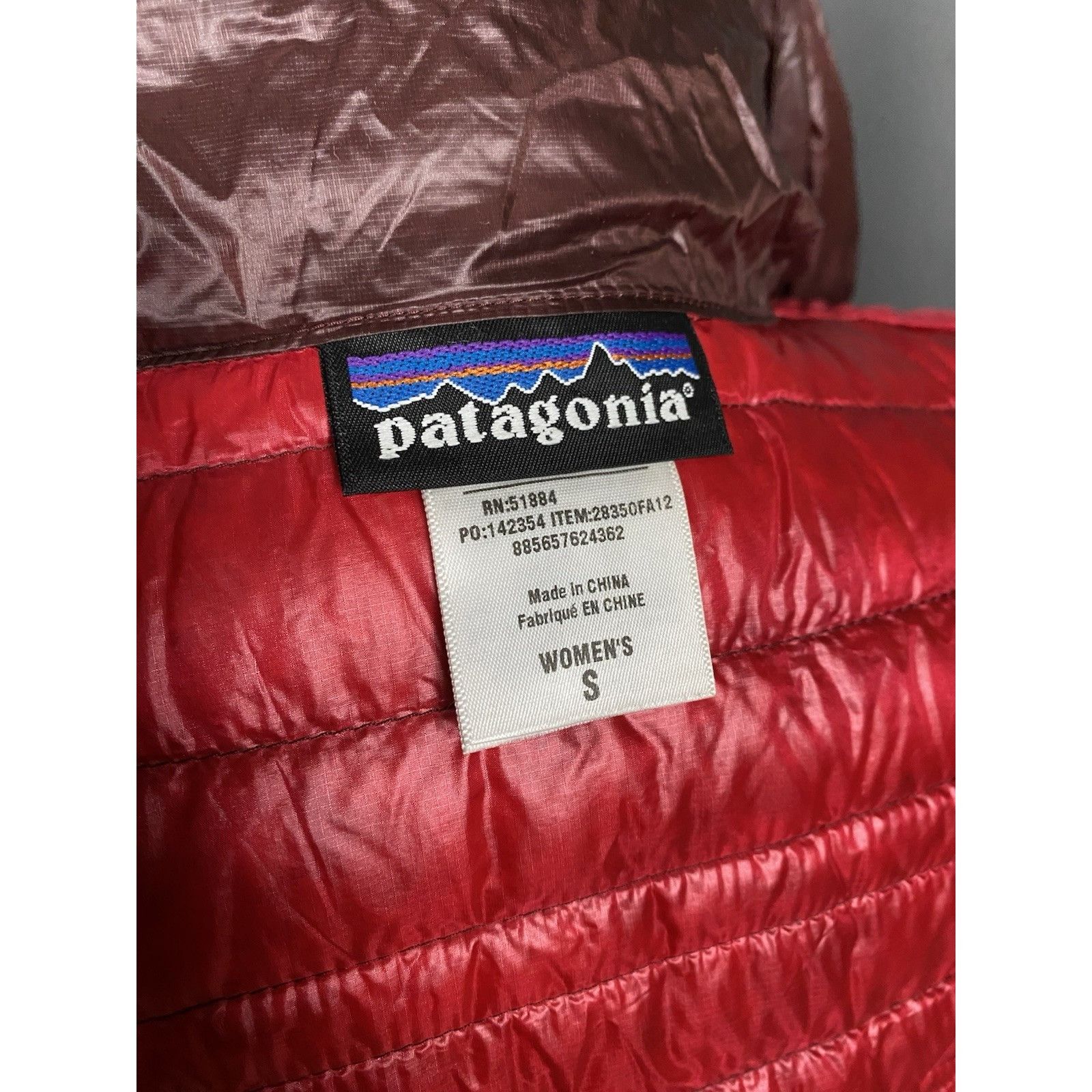 Patagonia Patagonia Women's Red Burgundy Down Insulated Long Parka Jac Size S / US 4 / IT 40 - 9 Thumbnail