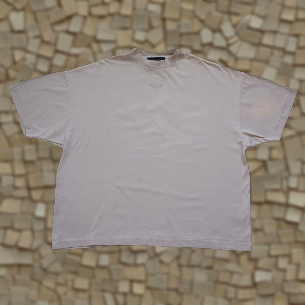 Fear of God FEAR OF GOD ESSENTIALS VTG Y2K DISTRESSED OATMEAL BAGGY T SHIRT PULL OVER SZ M Beige Crew Neck Short Sleeve Men 29" PIT TO PIT 29" LENGTH Size US M / EU 48-50 / 2 - 1 Thumbnail