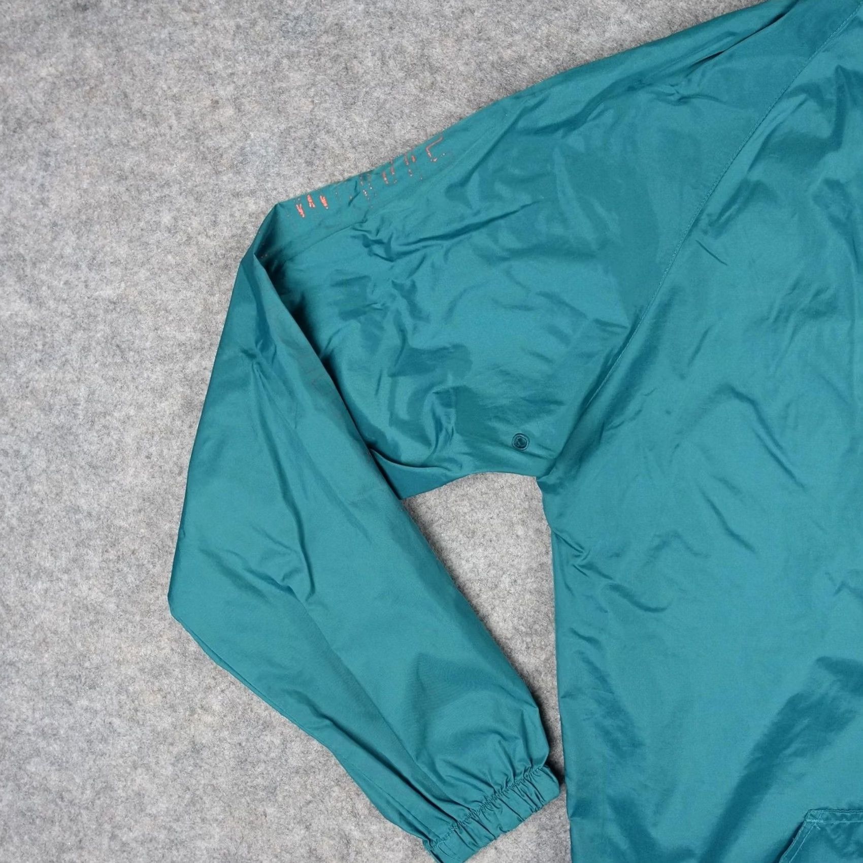 Obey VINTAGE Obey Jacket Mens M Green Hooded Anorak Windbreaker Lightweight Y2K Size US M / EU 48-50 / 2 - 7 Thumbnail