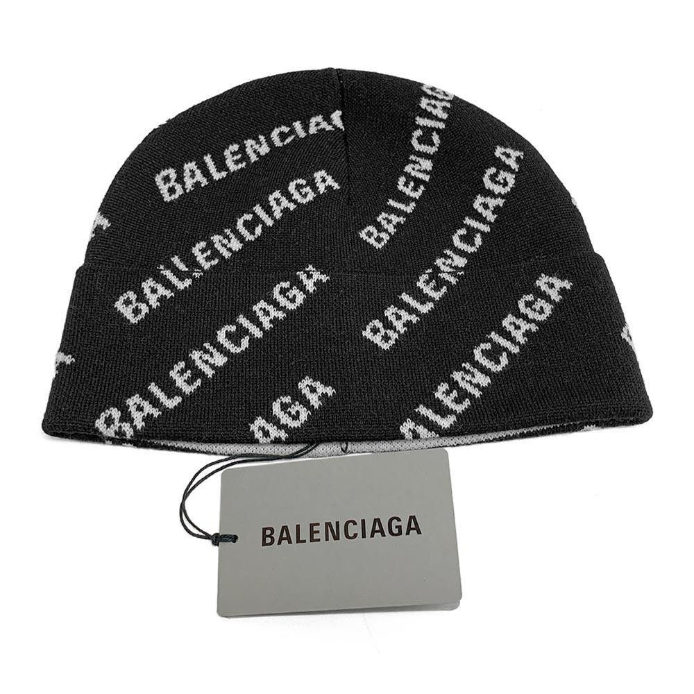 Balenciaga o1srvl11e0224 Size: OS Mini Allover Logo Beanie in White Size ONE SIZE - 5 Thumbnail