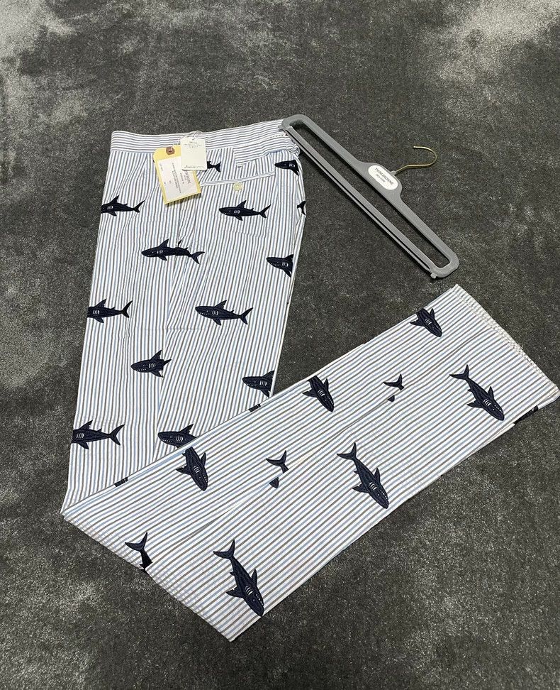 Thom Browne size1 Shark embroidered pampers