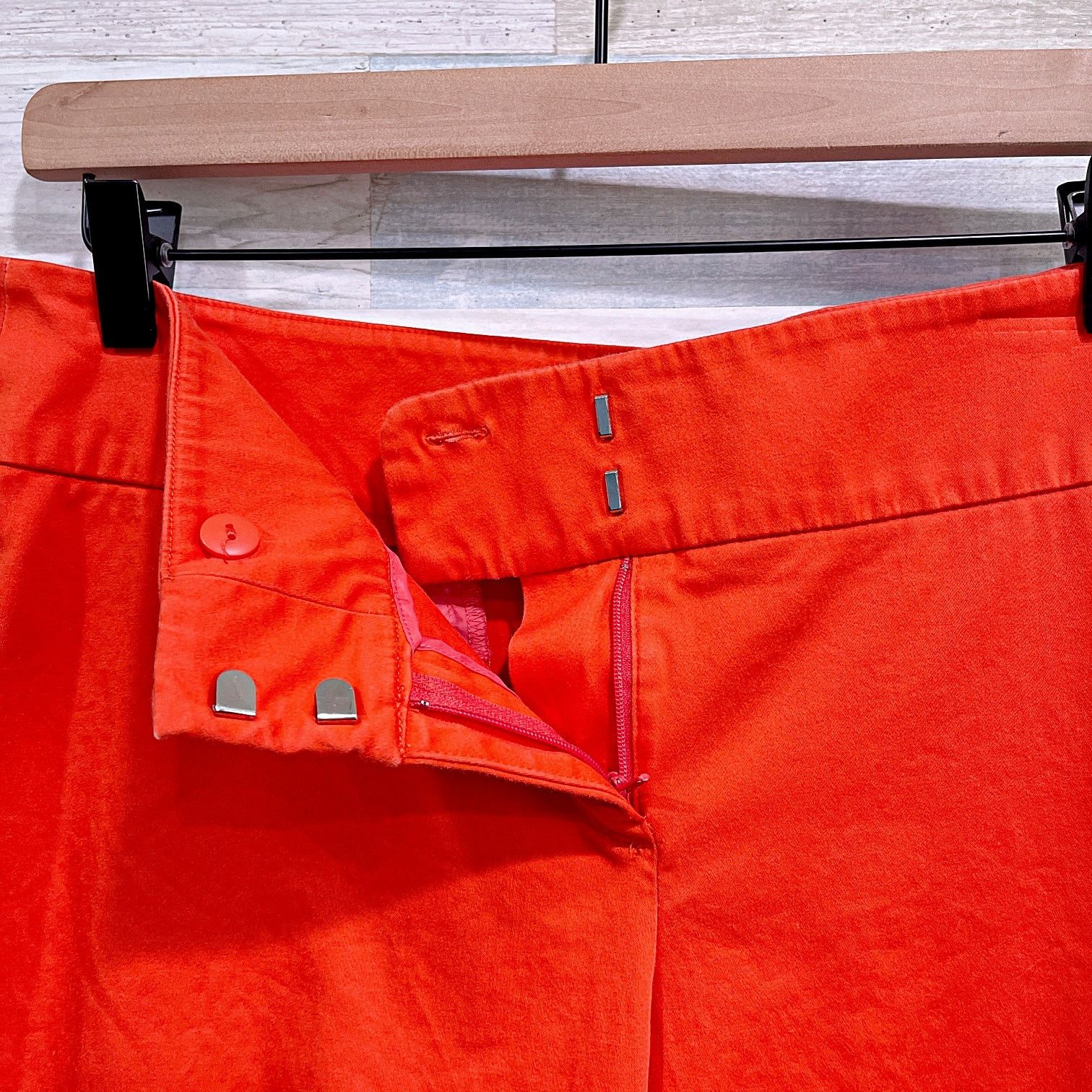 Loft LOFT Mid Rise Crop Chino Pants Orange Womens 4 Size 27" / US 4 / IT 40 - 3 Thumbnail