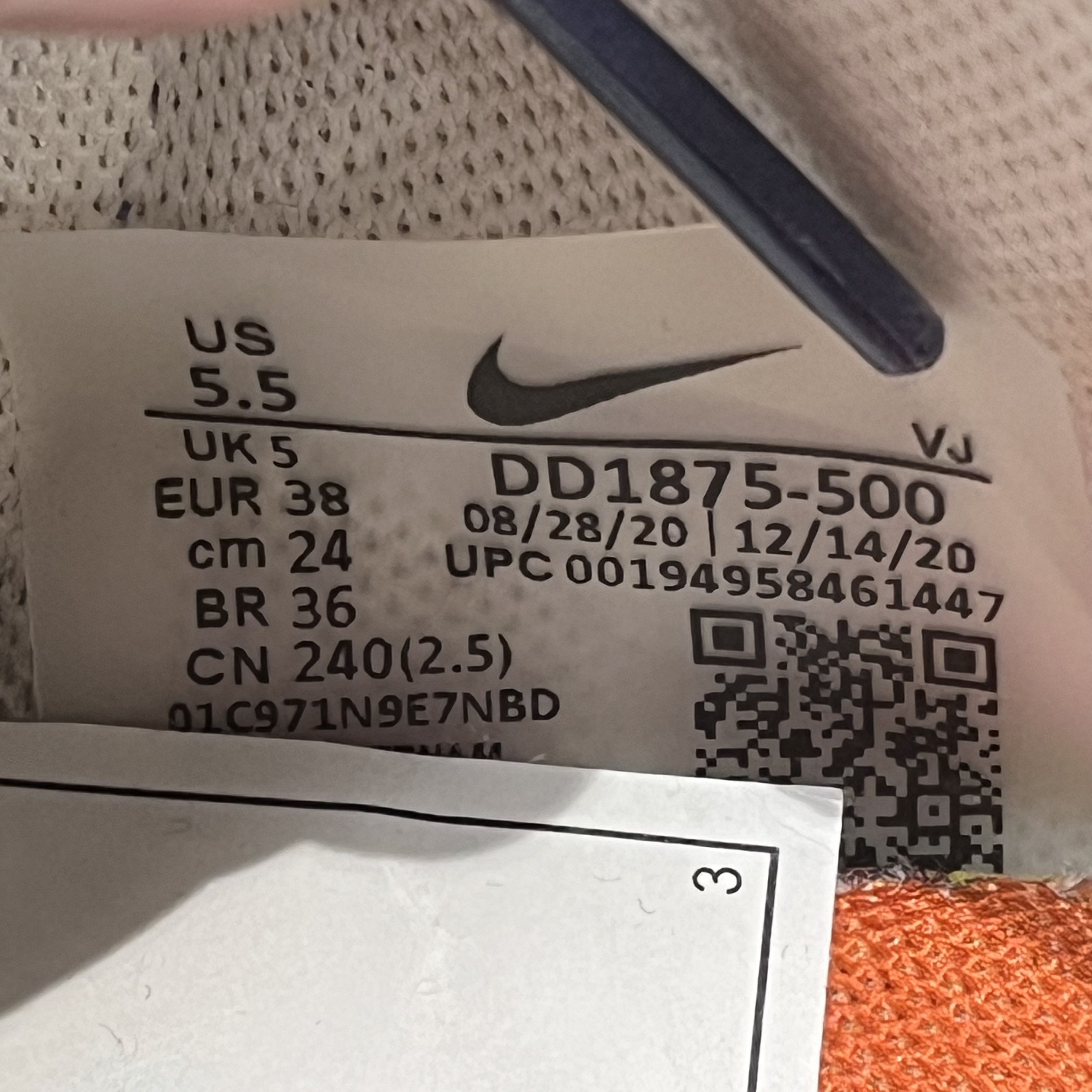 Nike Nike vaporWaffle Sacai Navy iris Size US 5.5 / EU 38 - 7 Thumbnail
