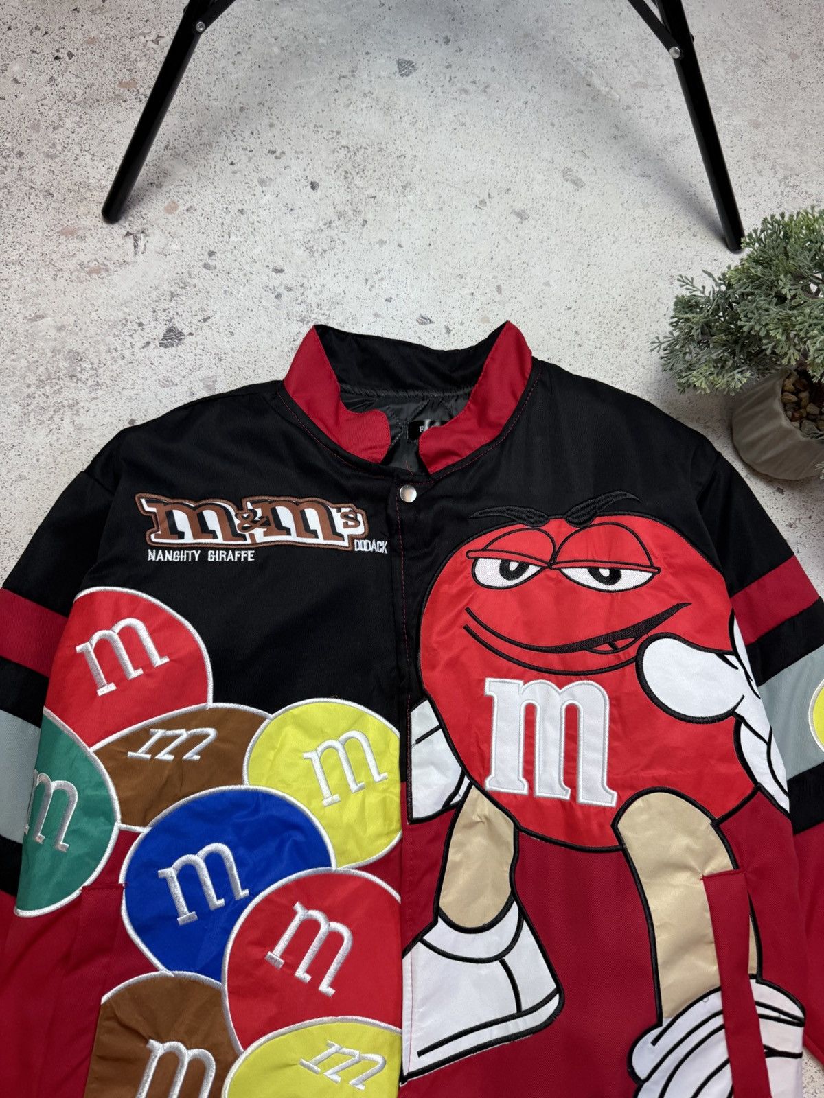 NASCAR M&M’s Bomber Light Jacket Red MMS Racing Red Unisex M F1 Size US M / EU 48-50 / 2 - 5 Thumbnail