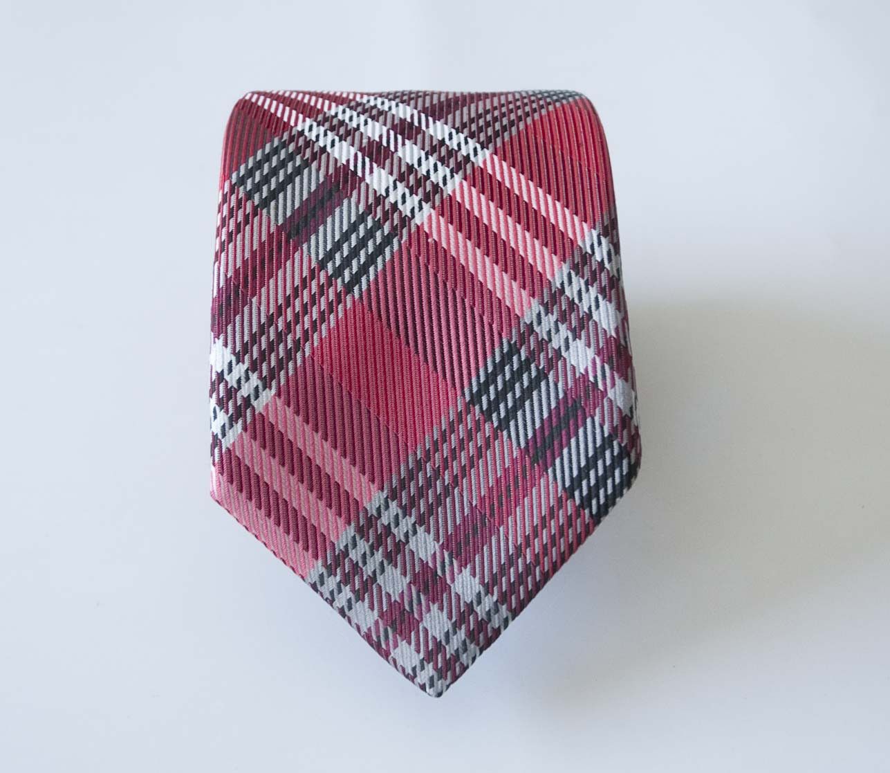 Eton Eton Necktie Tie 100% Silk Made in England Red/Gray Size ONE SIZE - 1 Thumbnail