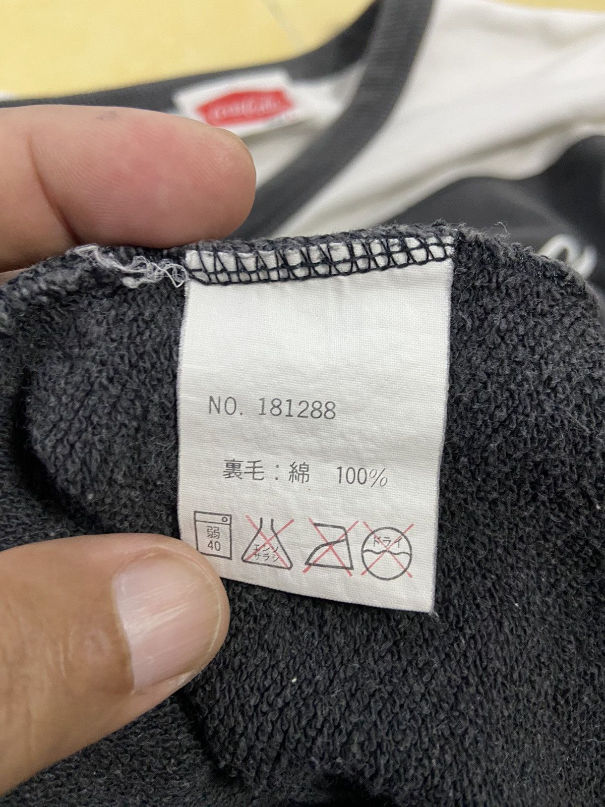 Coca Cola COCA-COLA 1994 VINTAGE BLACK WHITE SWEATSHIRT Size US L / EU 52-54 / 3 - 13 Thumbnail