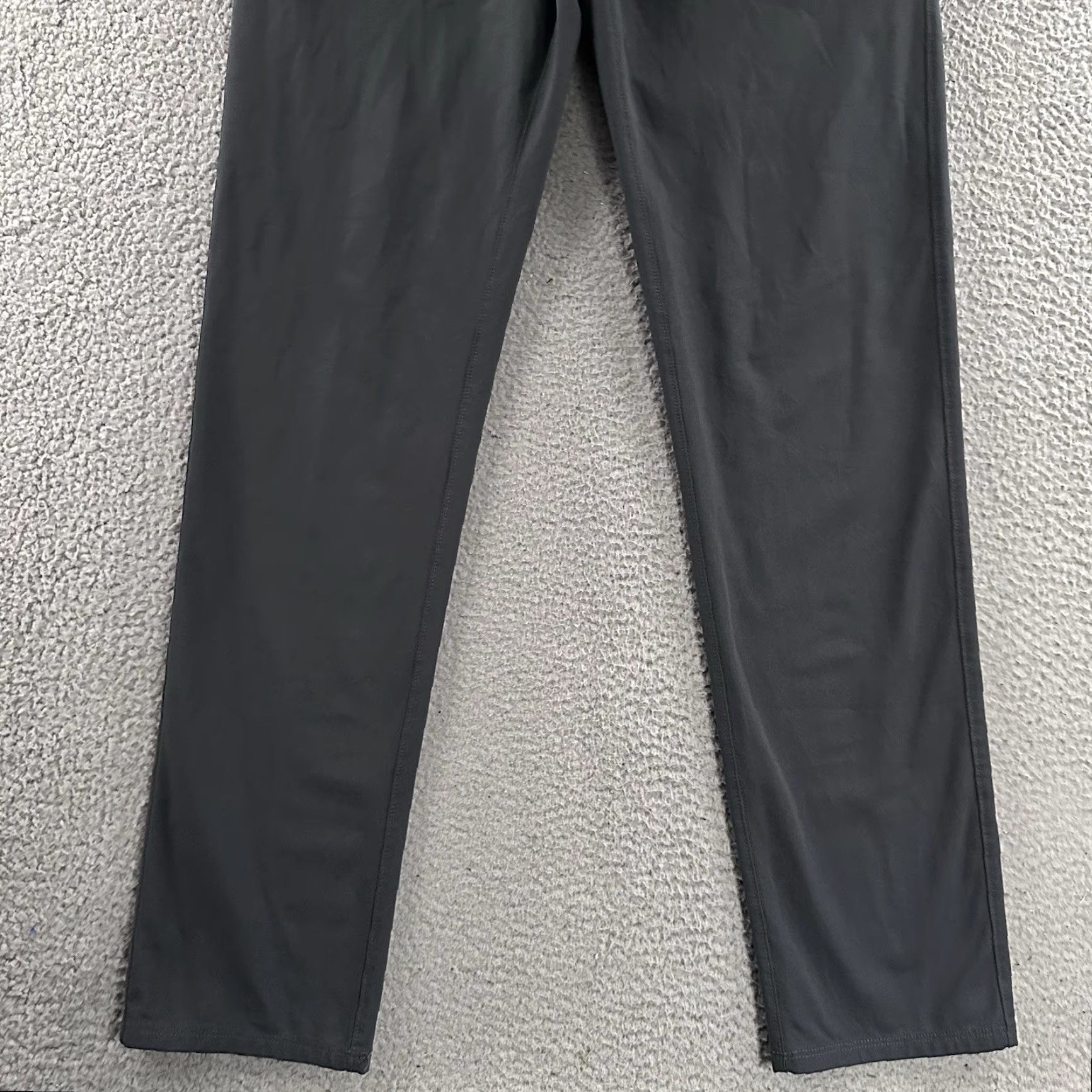Vuori Vuori Mens Pants Blue Size 33 Meta Chino 100% Polyester Size US 33 - 3 Thumbnail